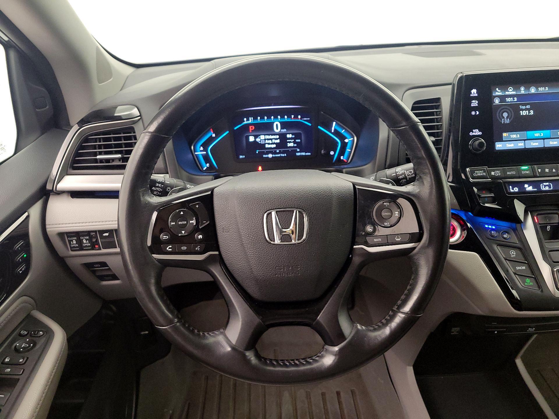Thumbnail: 2018 Honda Odyssey - 10