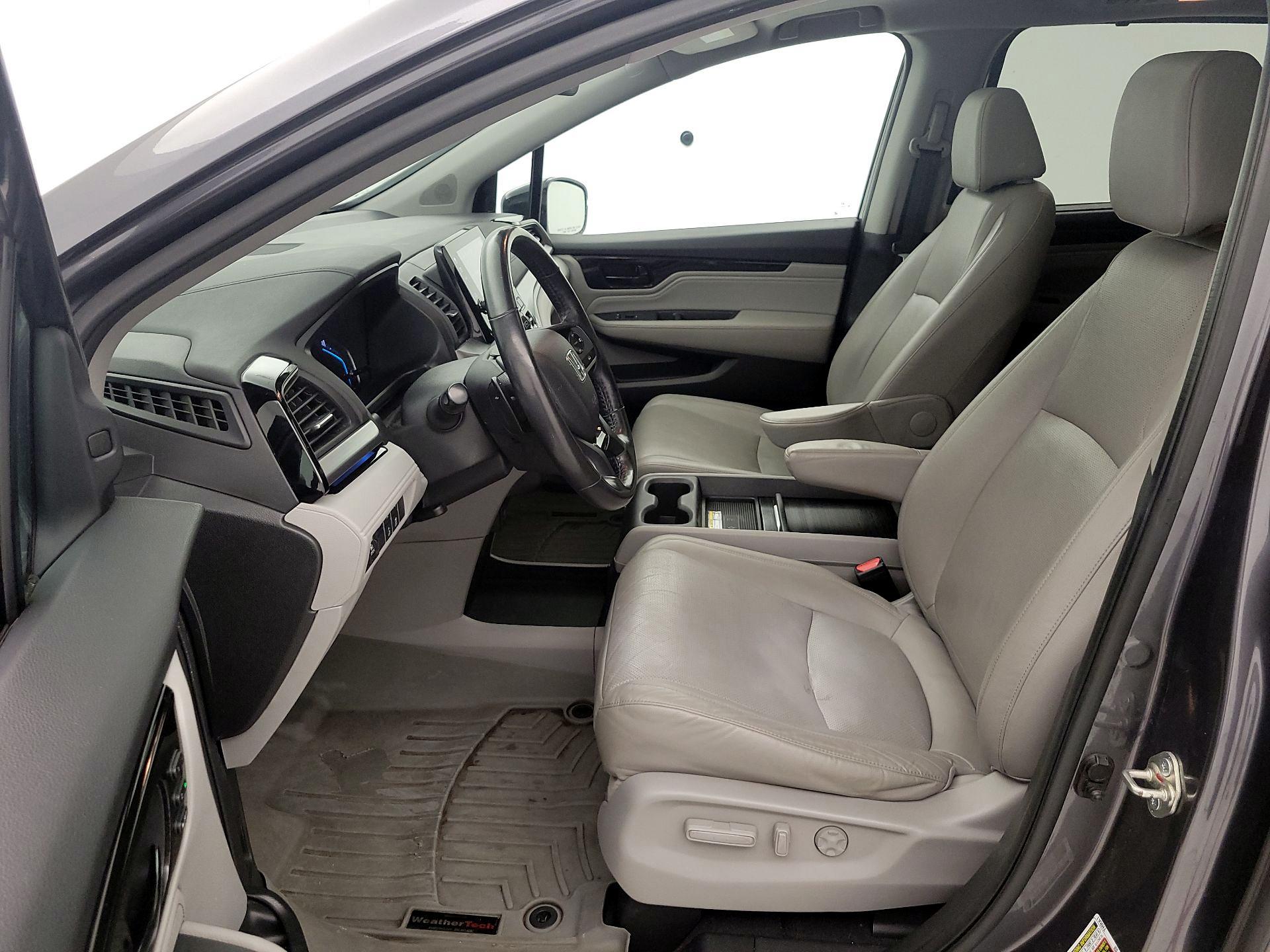Thumbnail: 2018 Honda Odyssey - 11