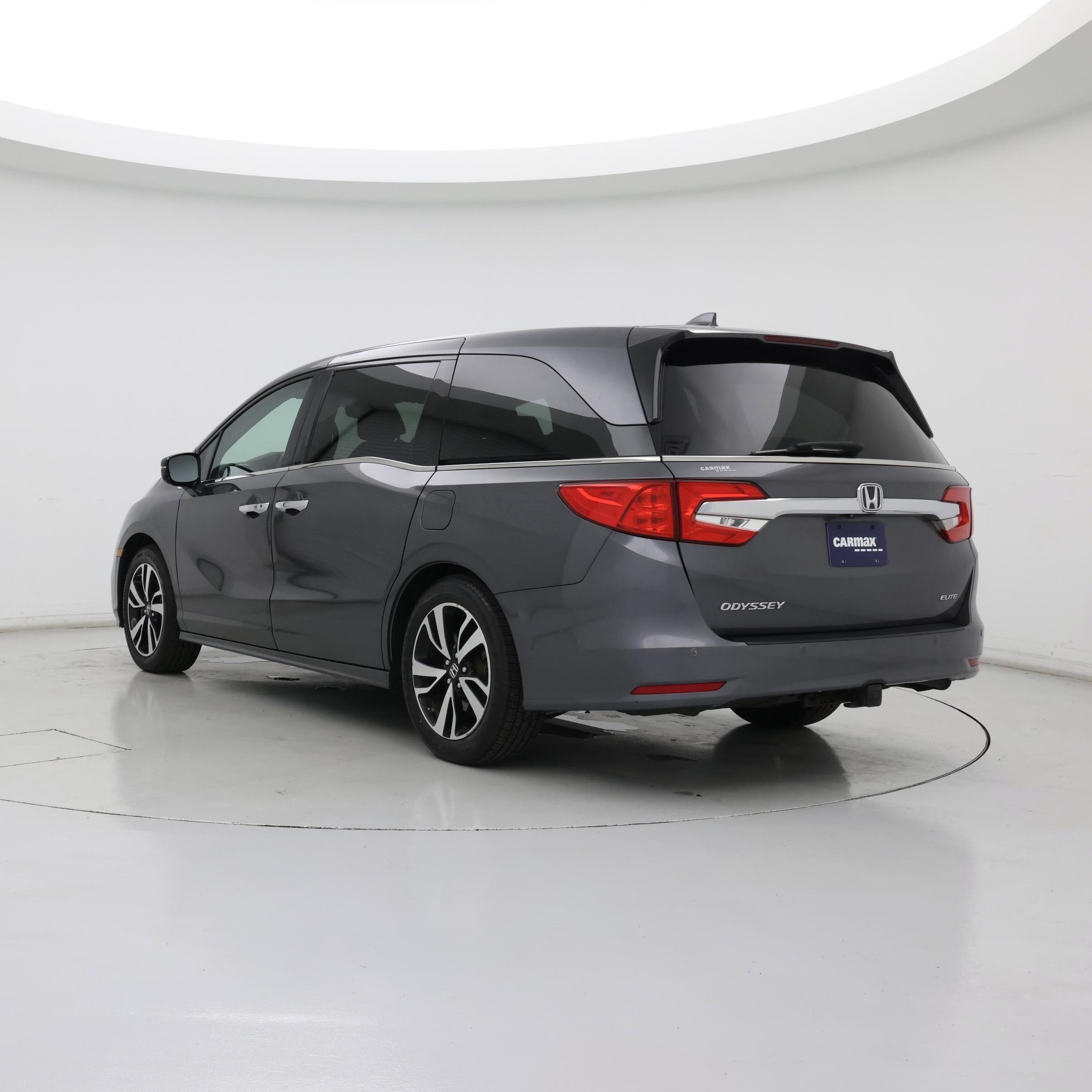 Thumbnail: 2018 Honda Odyssey - 2