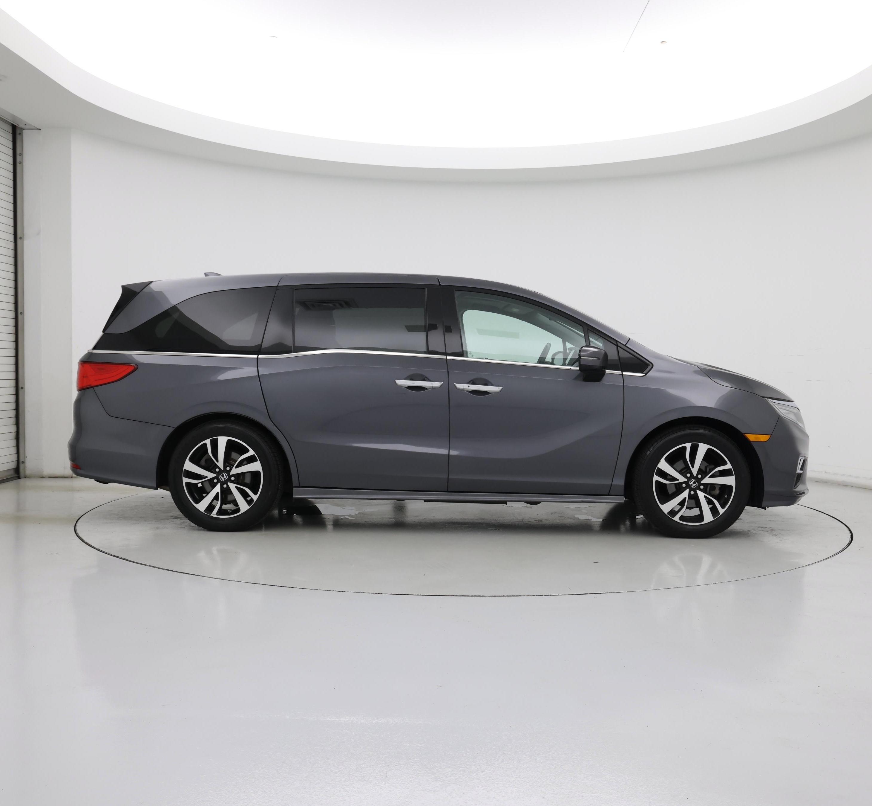 Thumbnail: 2018 Honda Odyssey - 7