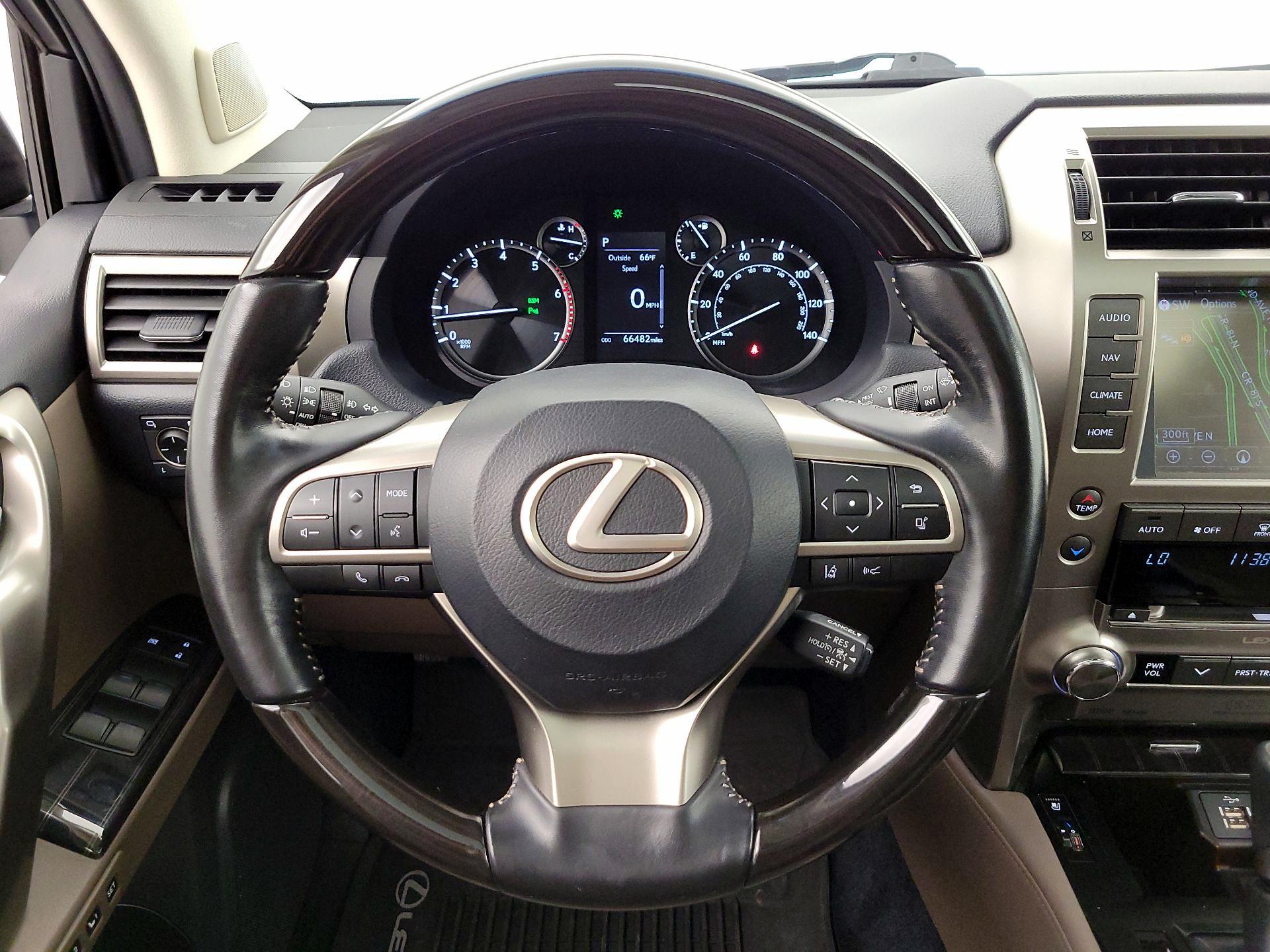 Thumbnail: 2021 Lexus GX - 10