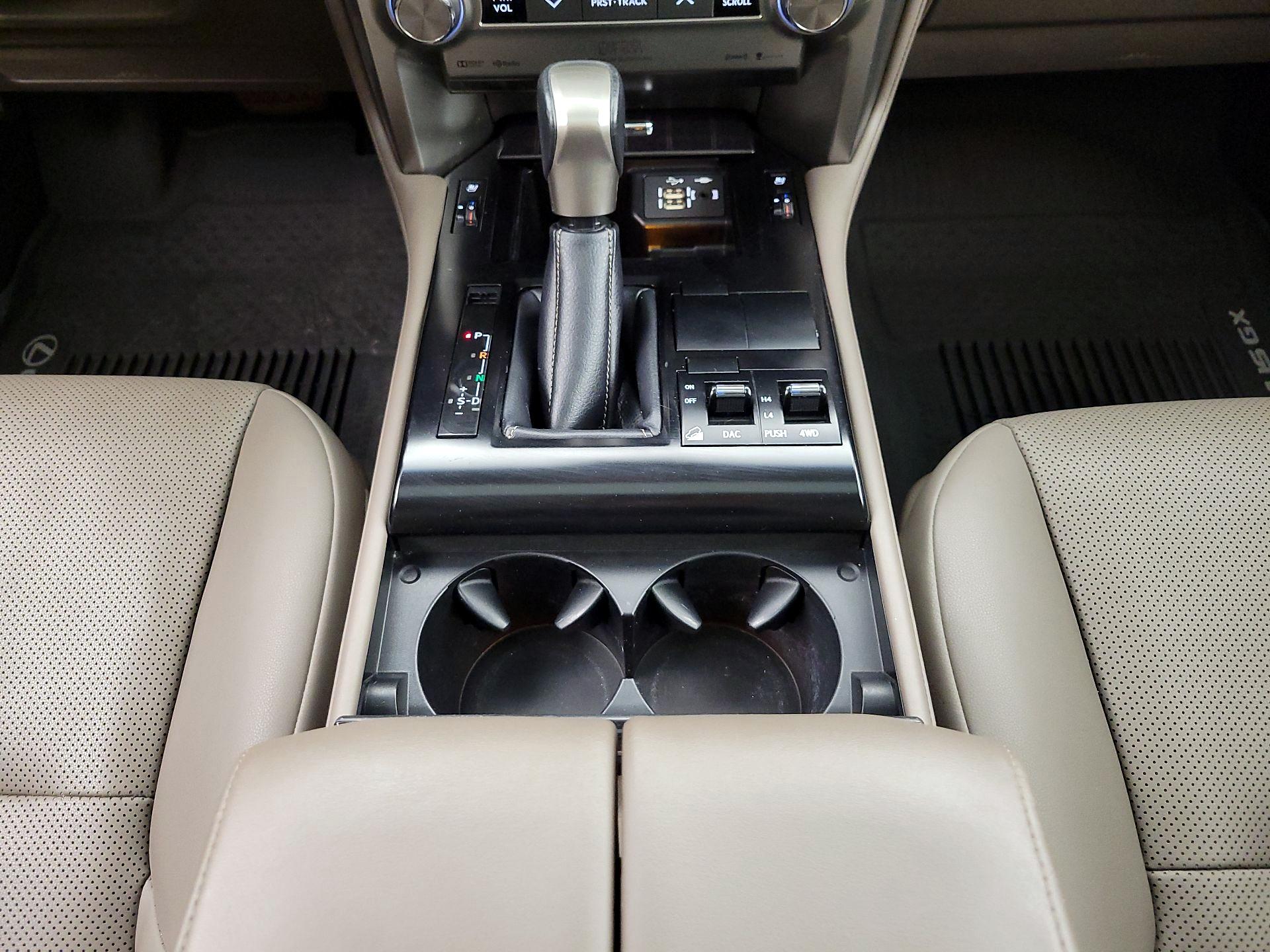 Thumbnail: 2021 Lexus GX - 18