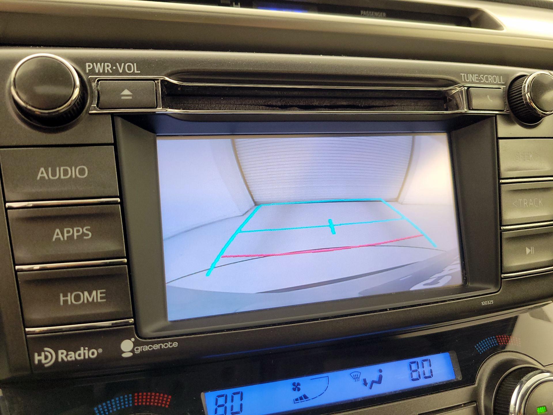Thumbnail: 2015 Toyota RAV4 - 14