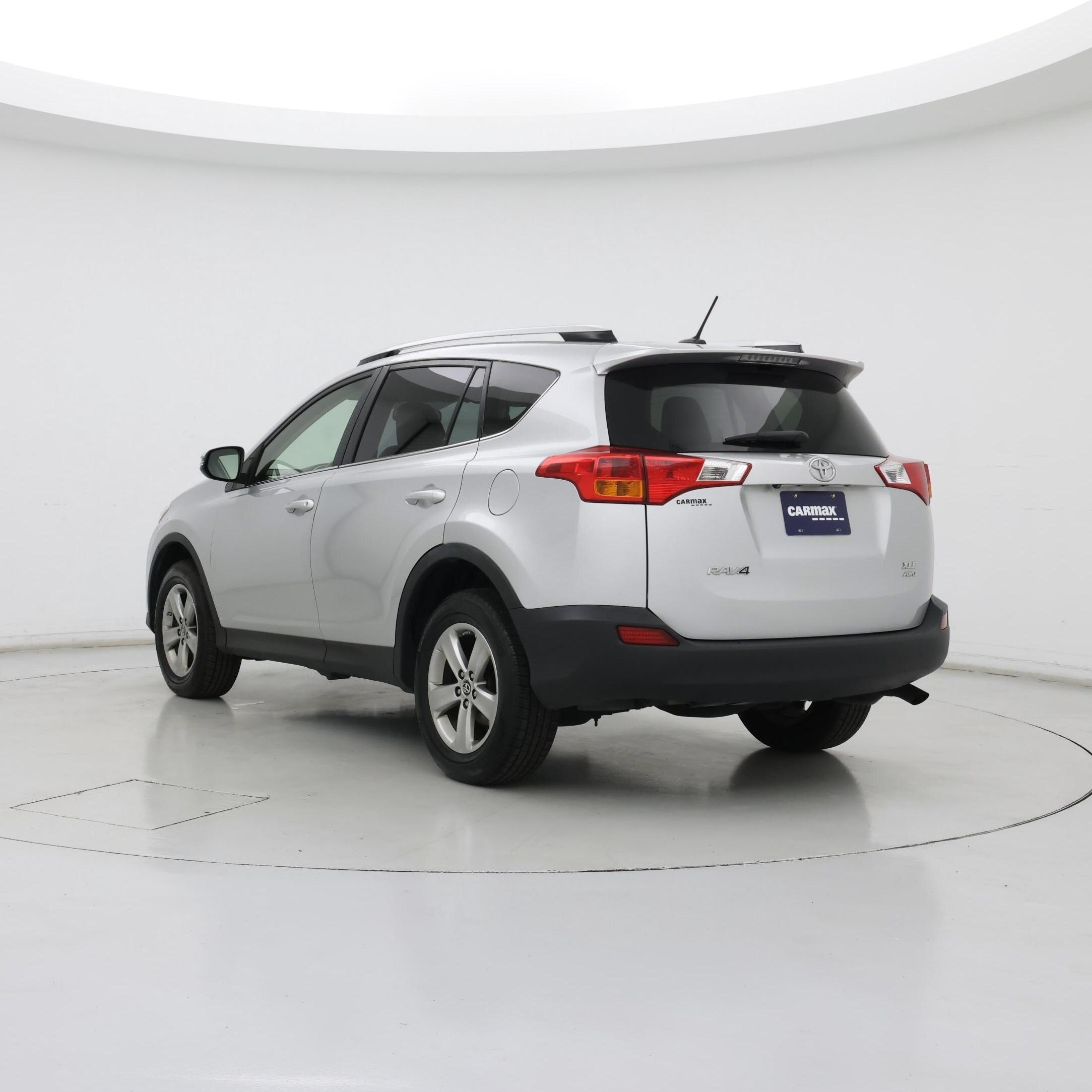 Thumbnail: 2015 Toyota RAV4 - 2