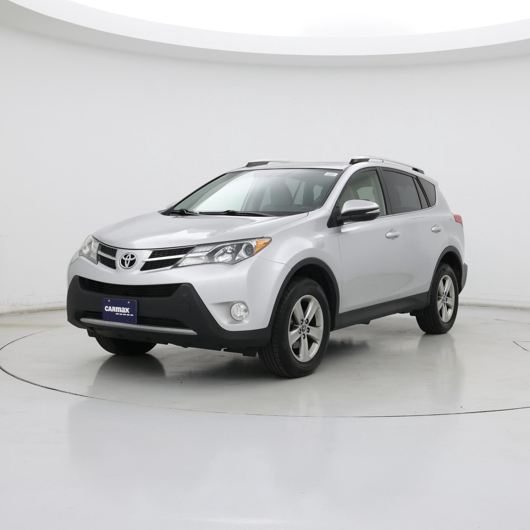 Thumbnail: 2015 Toyota RAV4 - 4