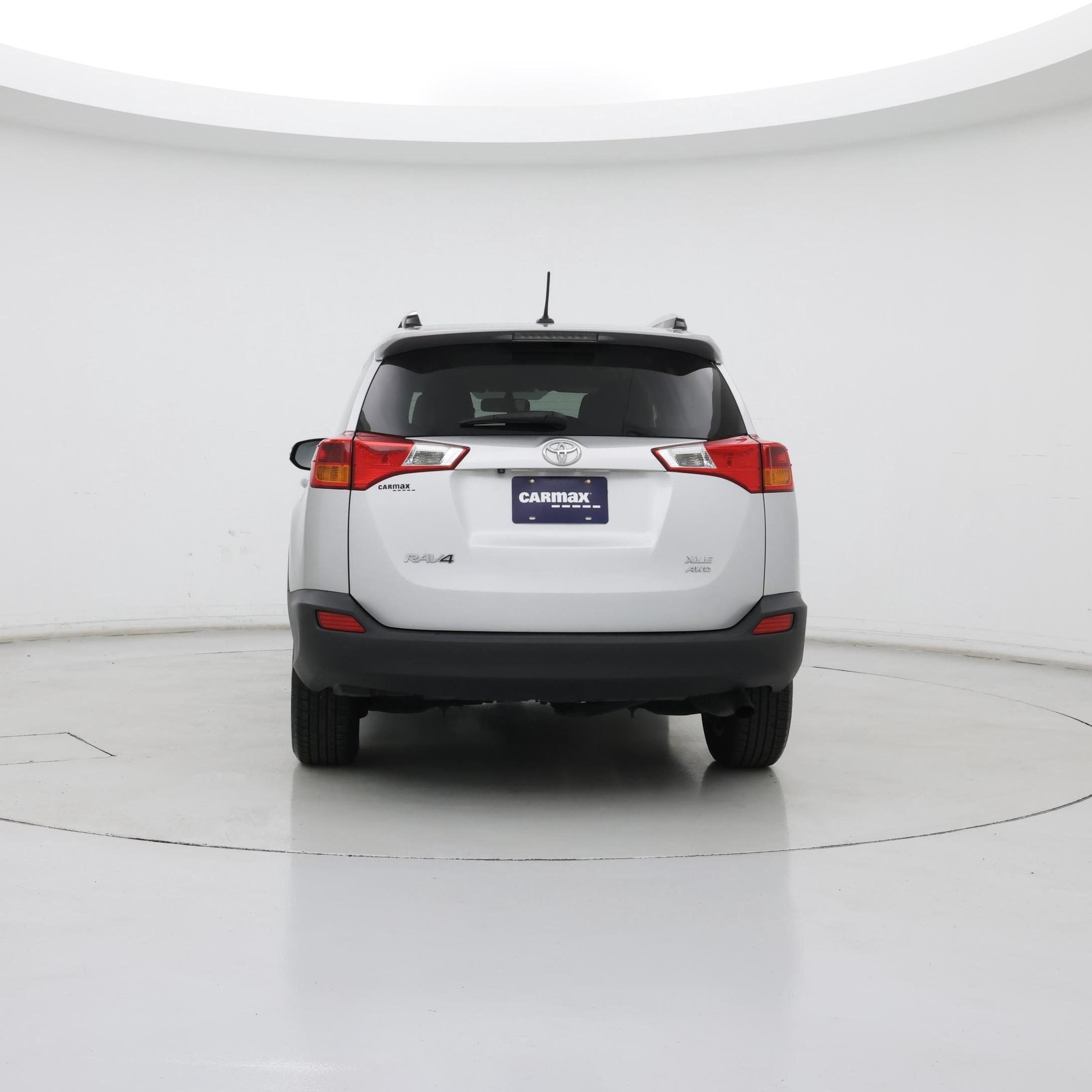 Thumbnail: 2015 Toyota RAV4 - 6