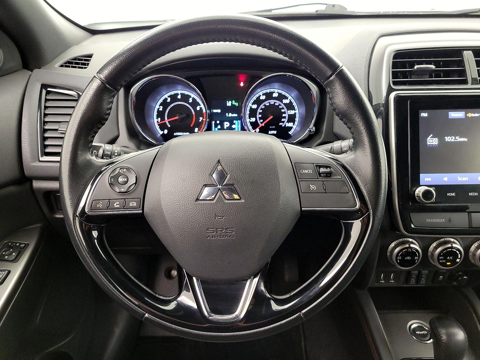 Thumbnail: 2021 Mitsubishi Outlander Sport - 10