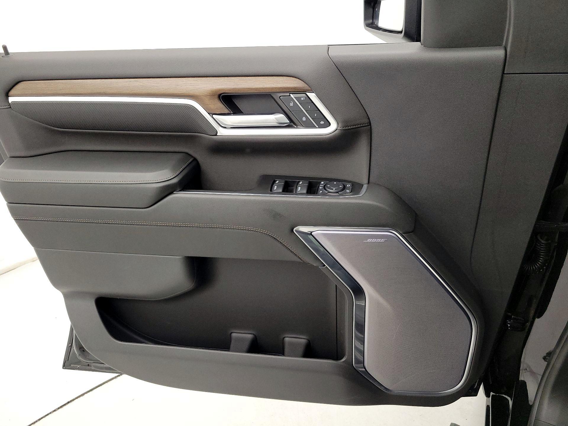 Thumbnail: 2024 Chevrolet Silverado 3500 - 12