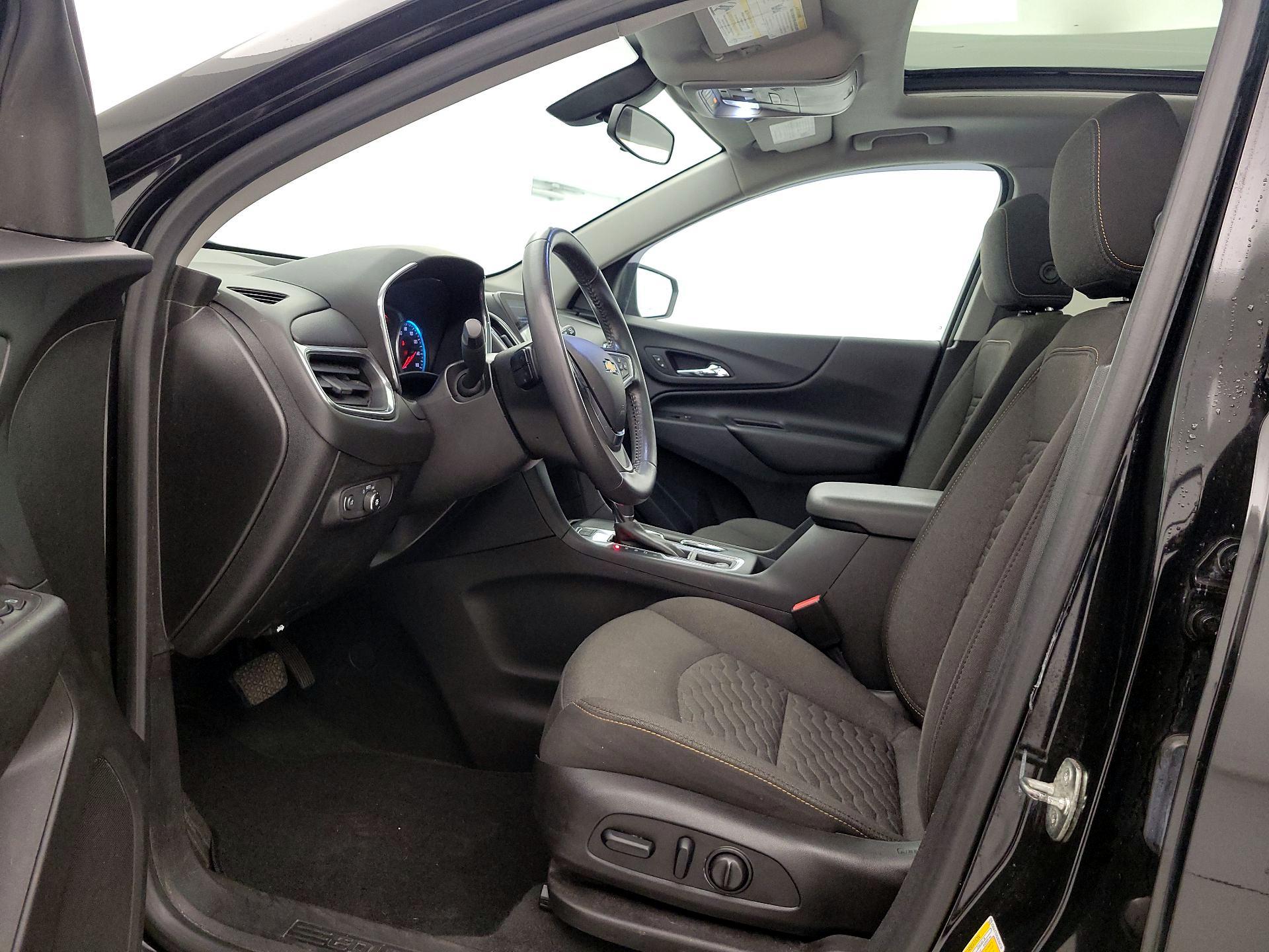 Thumbnail: 2018 Chevrolet Equinox - 11