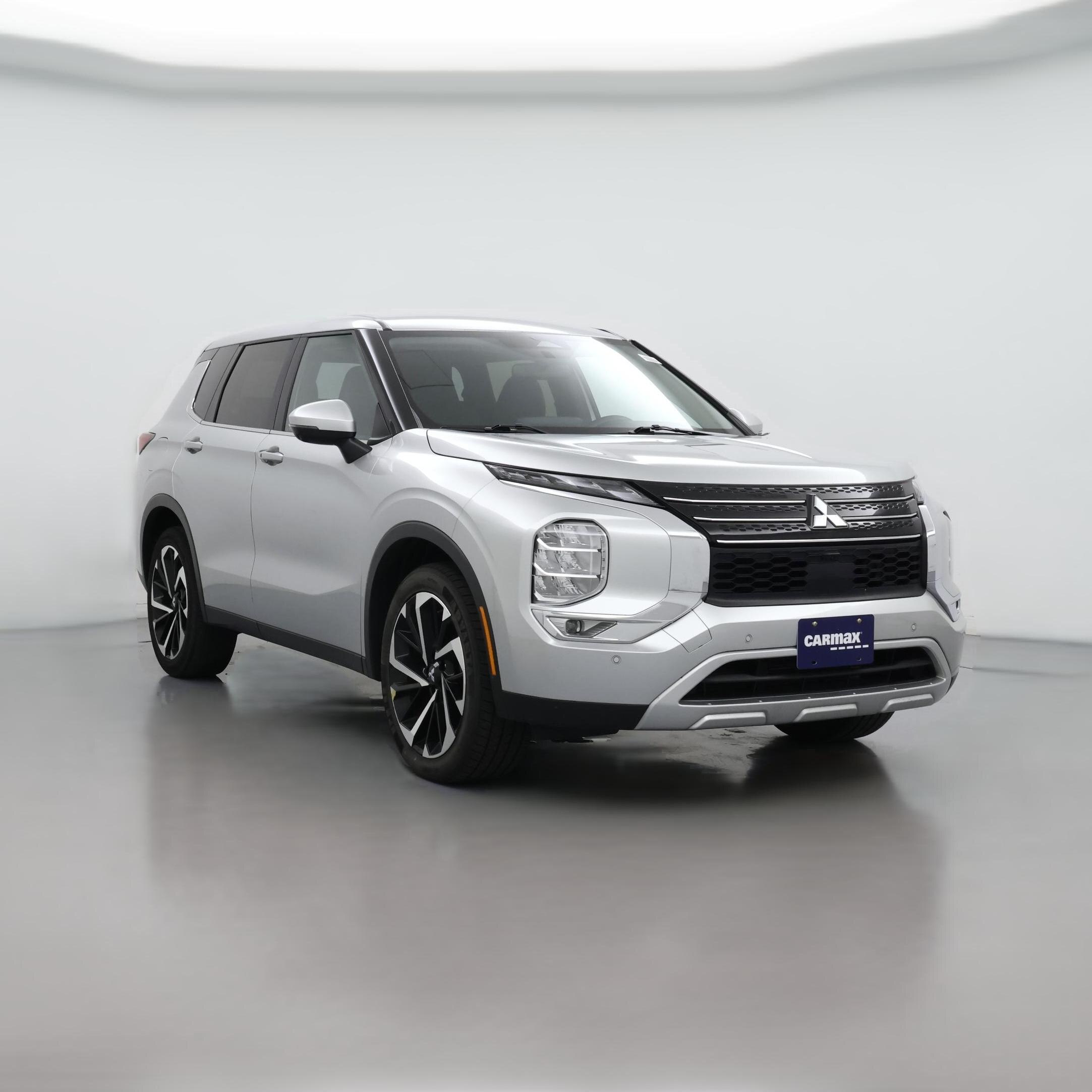 Thumbnail: 2024 Mitsubishi Outlander - 1