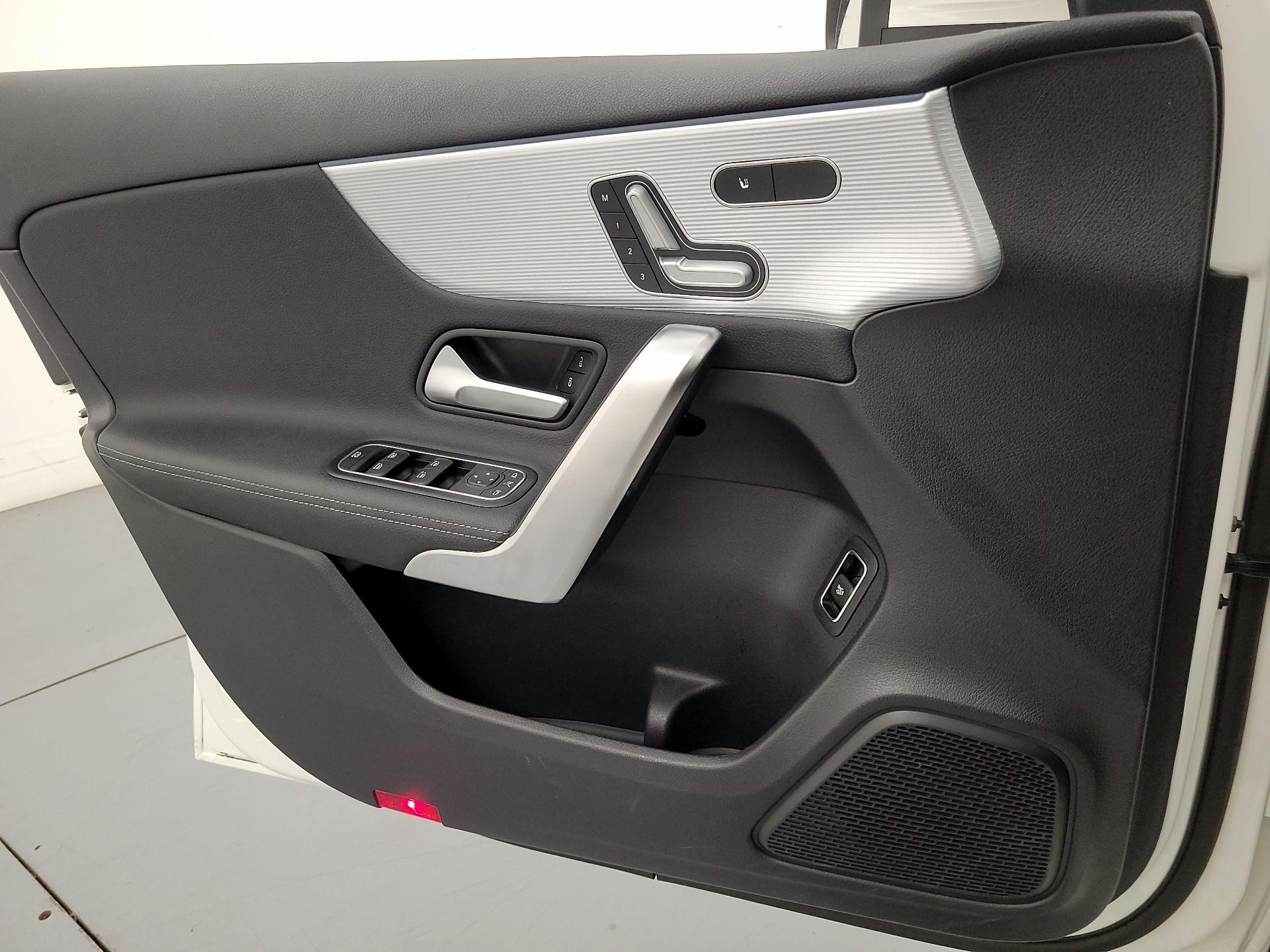 Thumbnail: 2021 Mercedes-Benz A-Class - 12