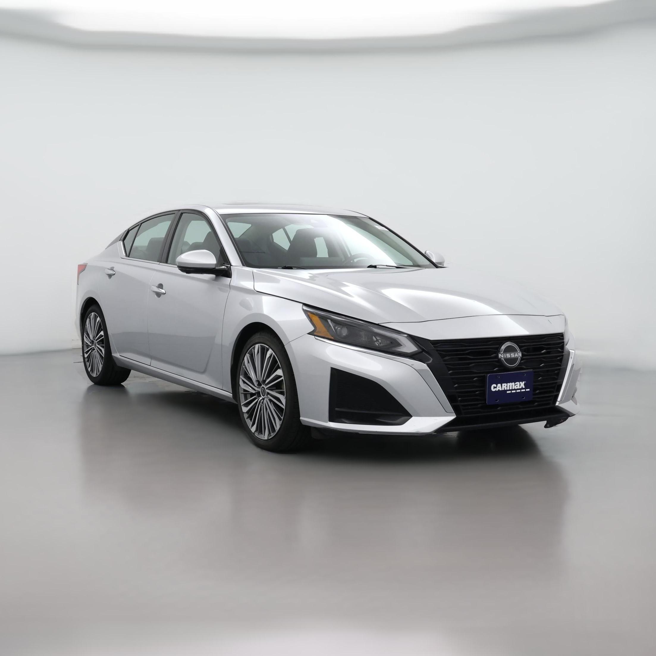 Thumbnail: 2023 Nissan Altima - 1