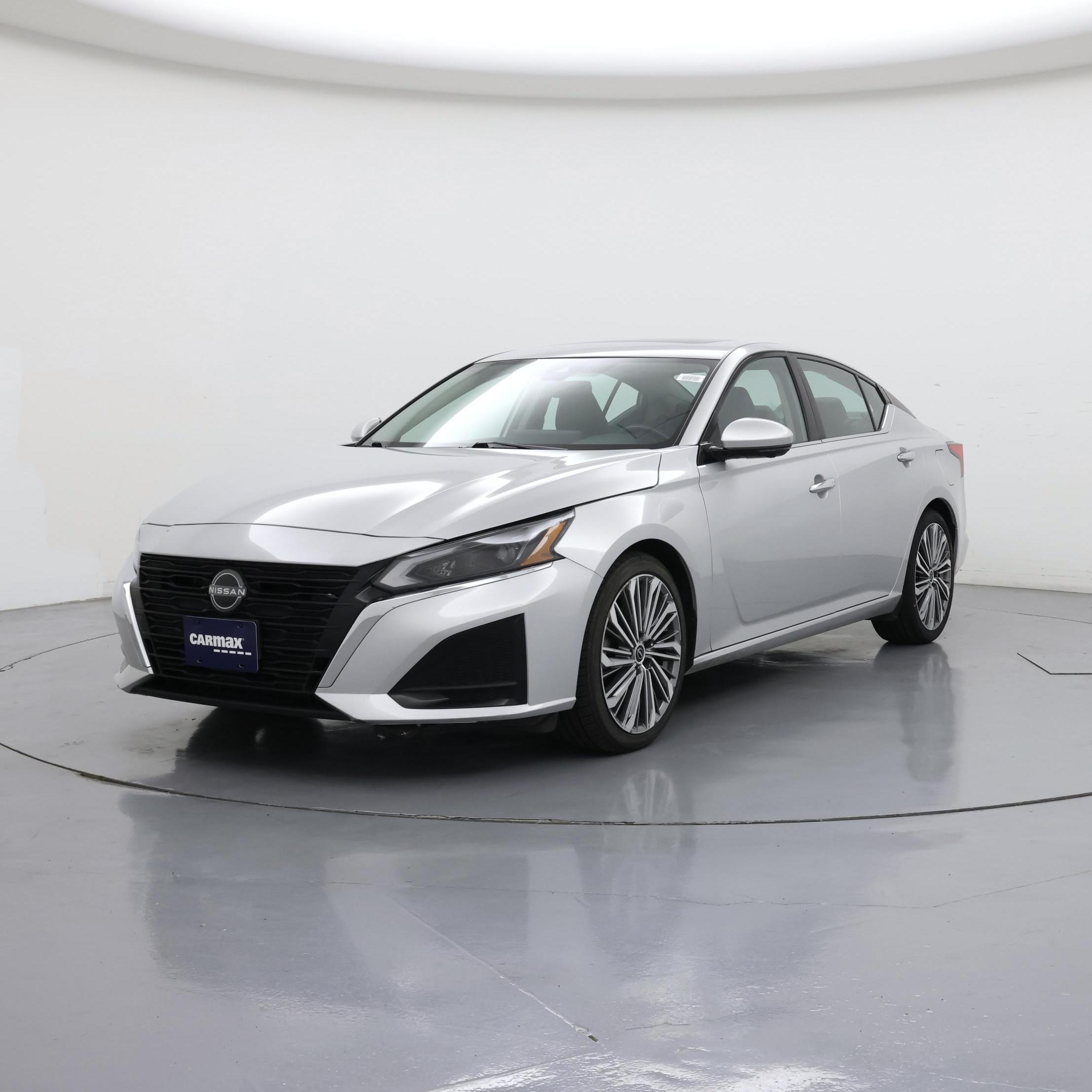 Thumbnail: 2023 Nissan Altima - 4