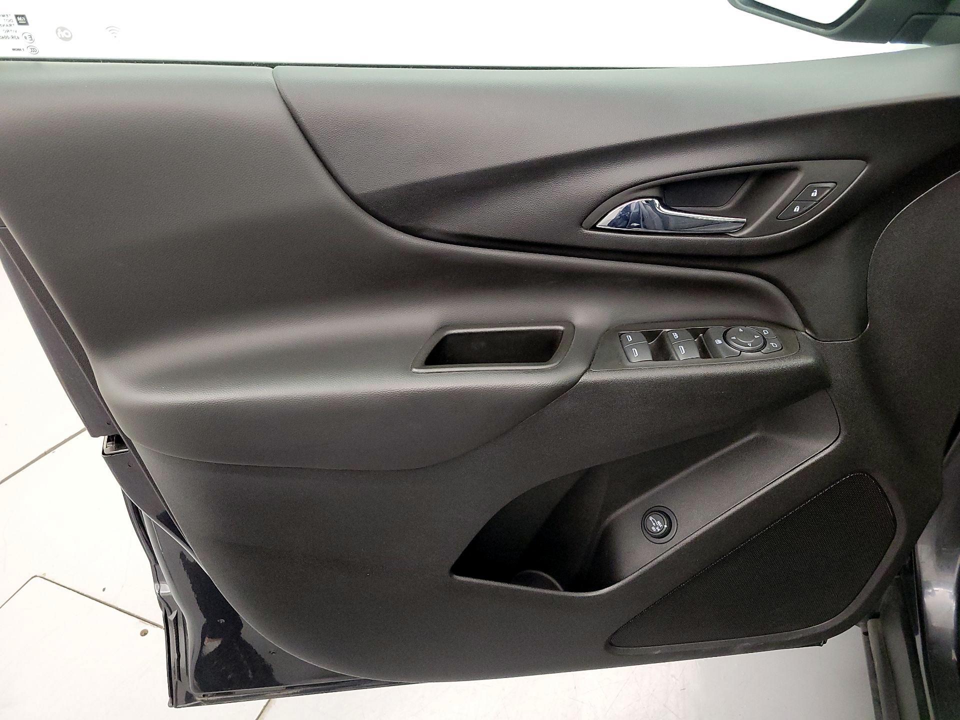 Thumbnail: 2022 Chevrolet Equinox - 12