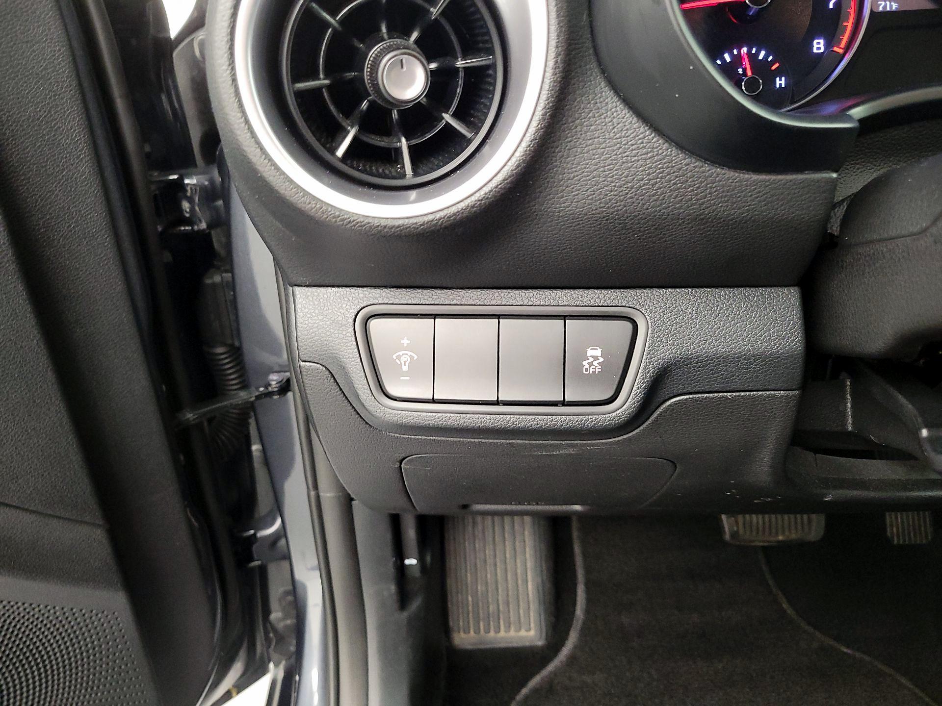 Thumbnail: 2024 Kia Forte - 13