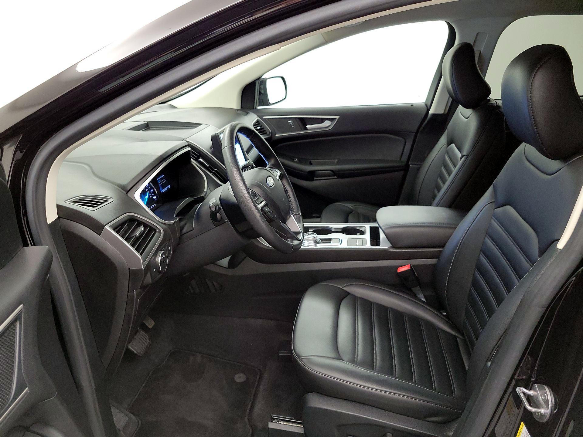 Thumbnail: 2021 Ford Edge - 11