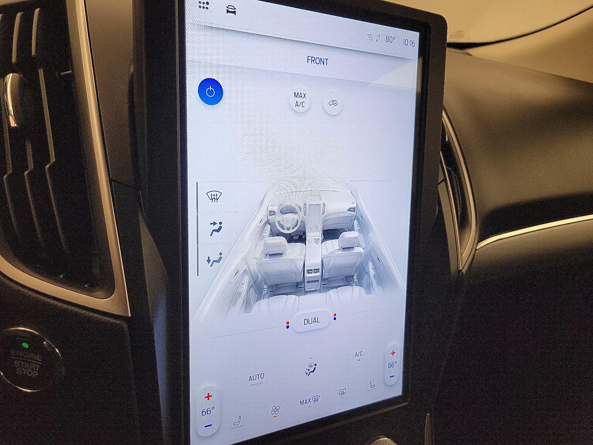 Thumbnail: 2021 Ford Edge - 16