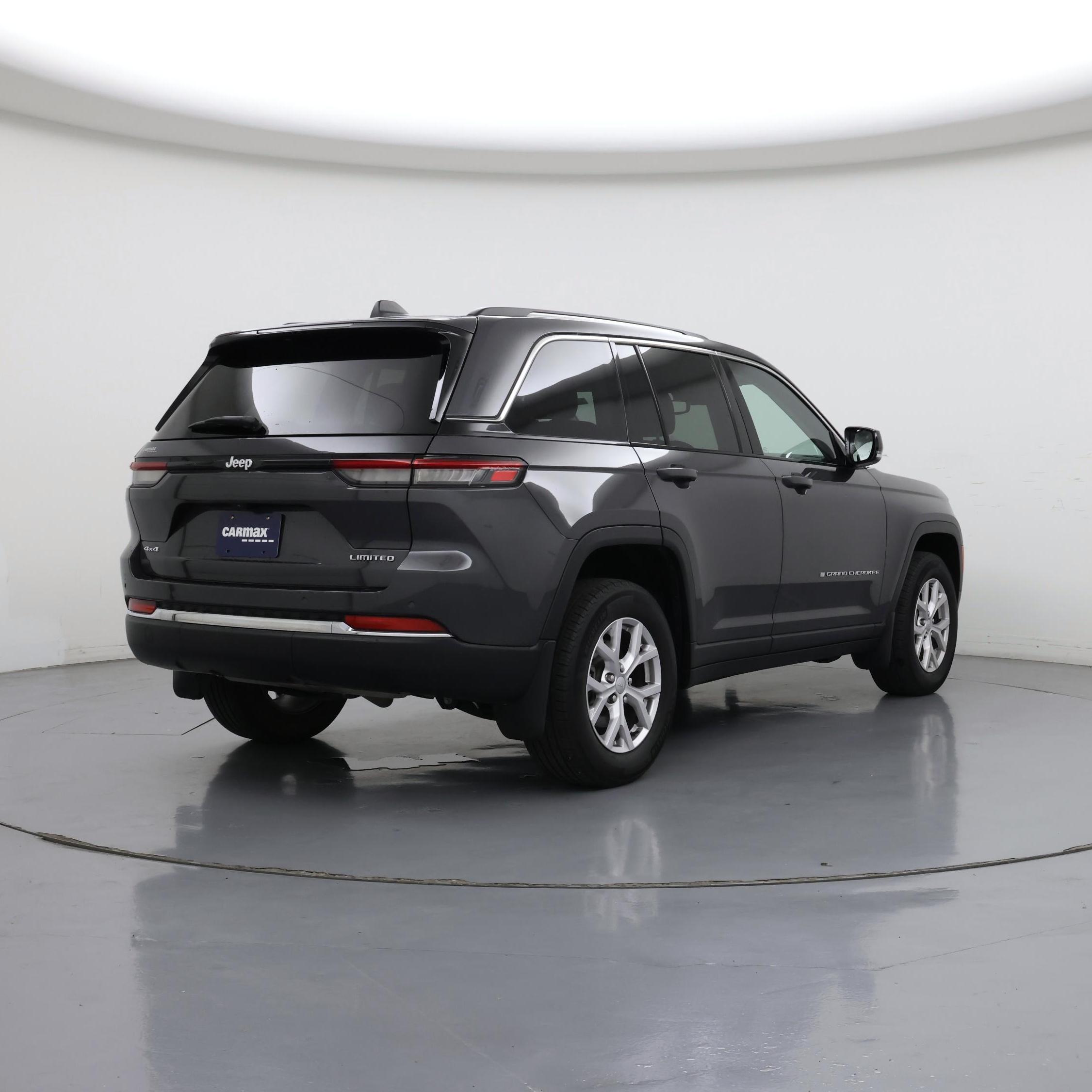 Thumbnail: 2022 Jeep Grand Cherokee - 8