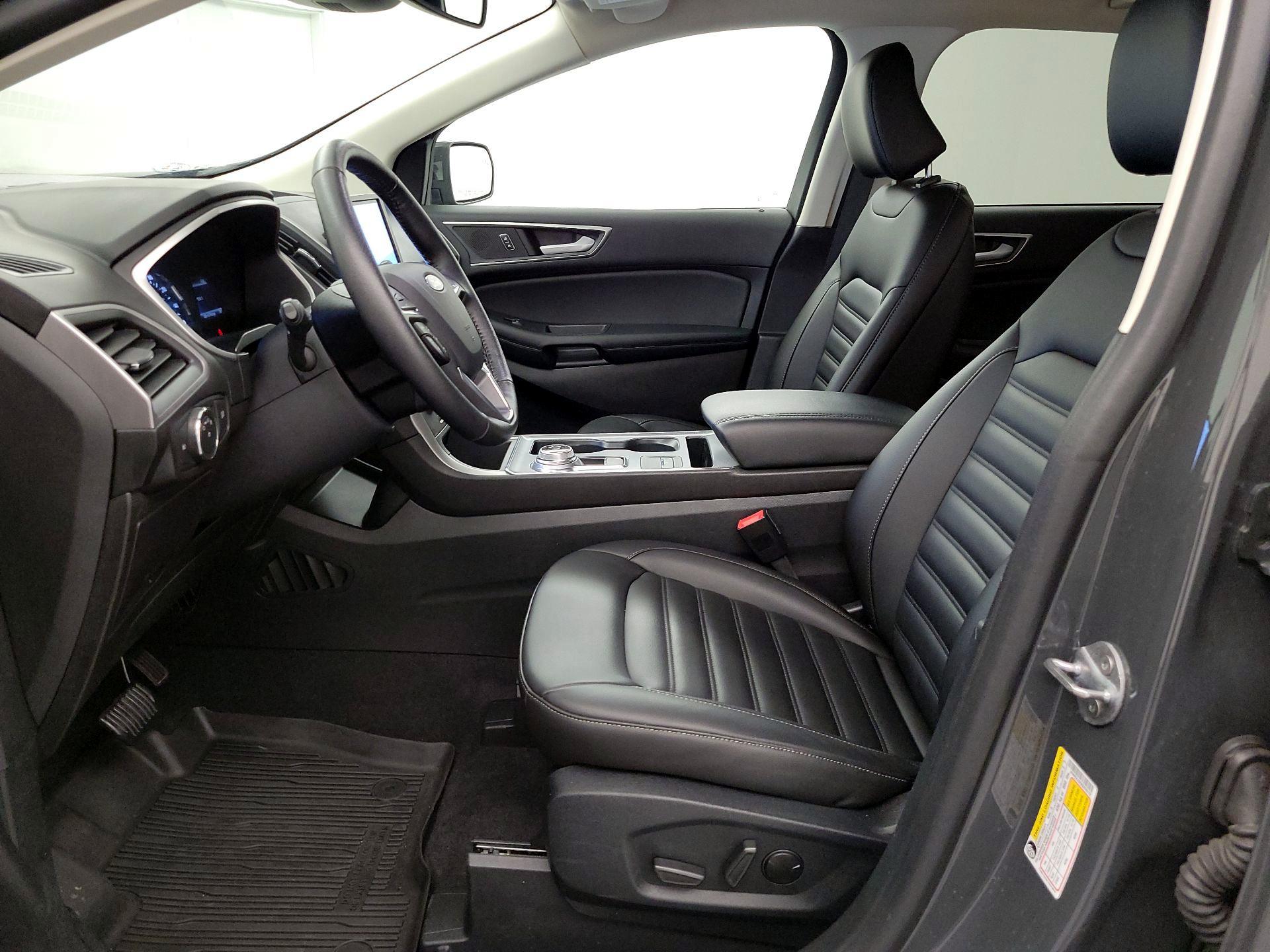 Thumbnail: 2021 Ford Edge - 11