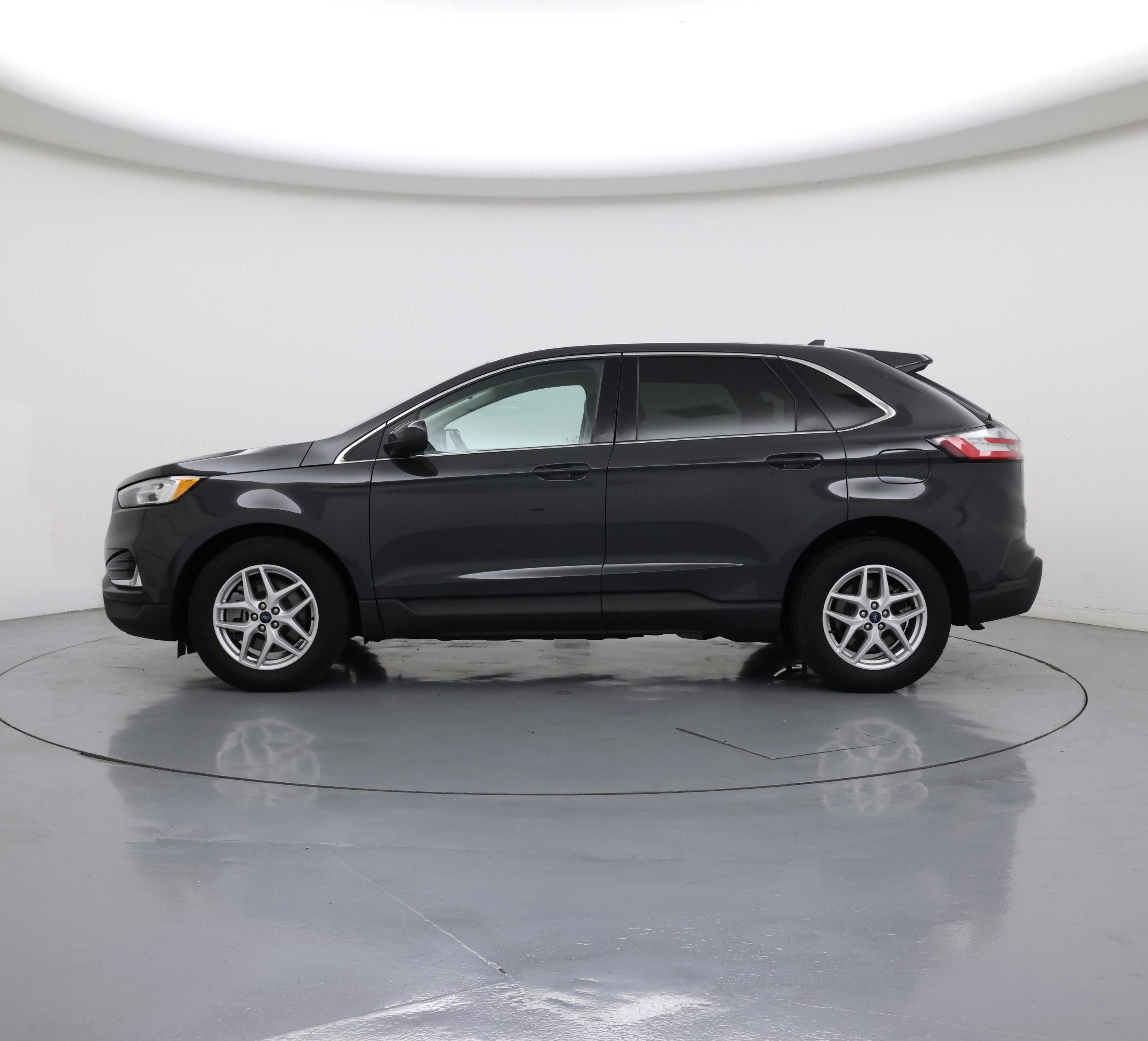 Thumbnail: 2021 Ford Edge - 3