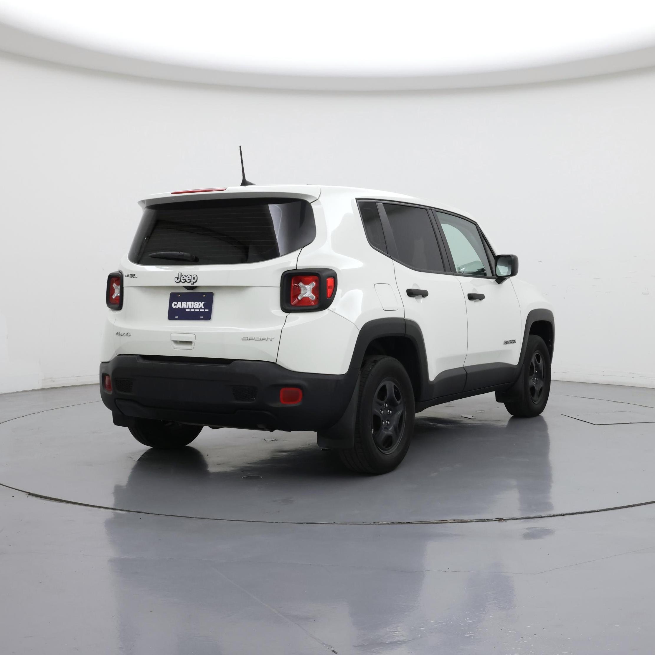Thumbnail: 2021 Jeep Renegade - 8