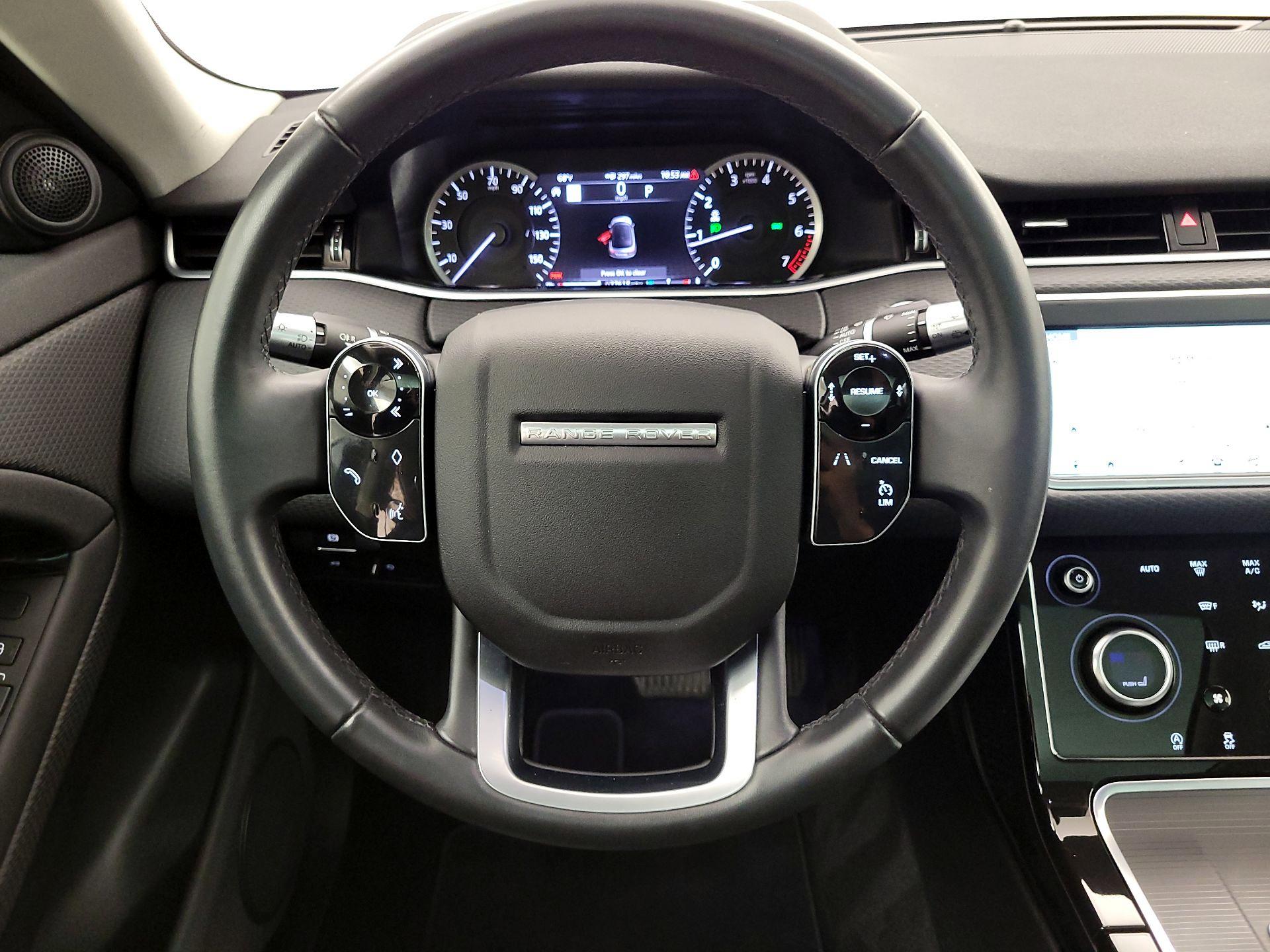Thumbnail: 2020 Land Rover Range Rover Evoque - 10