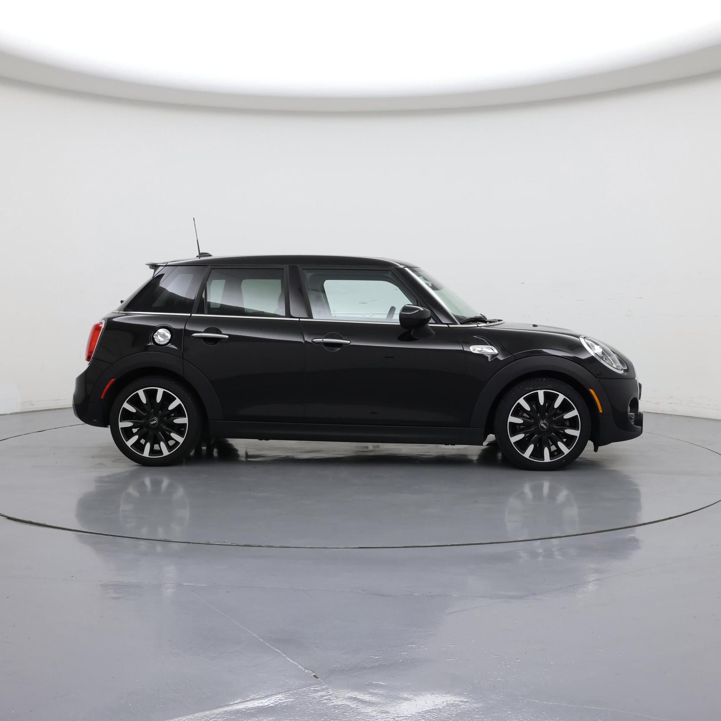 Thumbnail: 2021 MINI Cooper Hardtop - 7