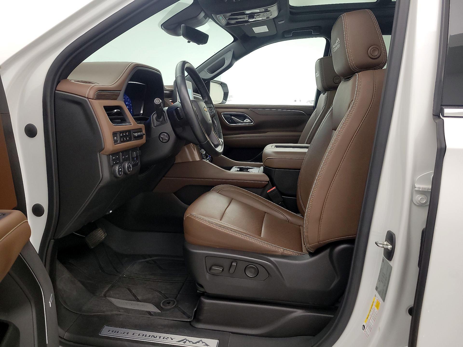 Thumbnail: 2023 Chevrolet Suburban - 11