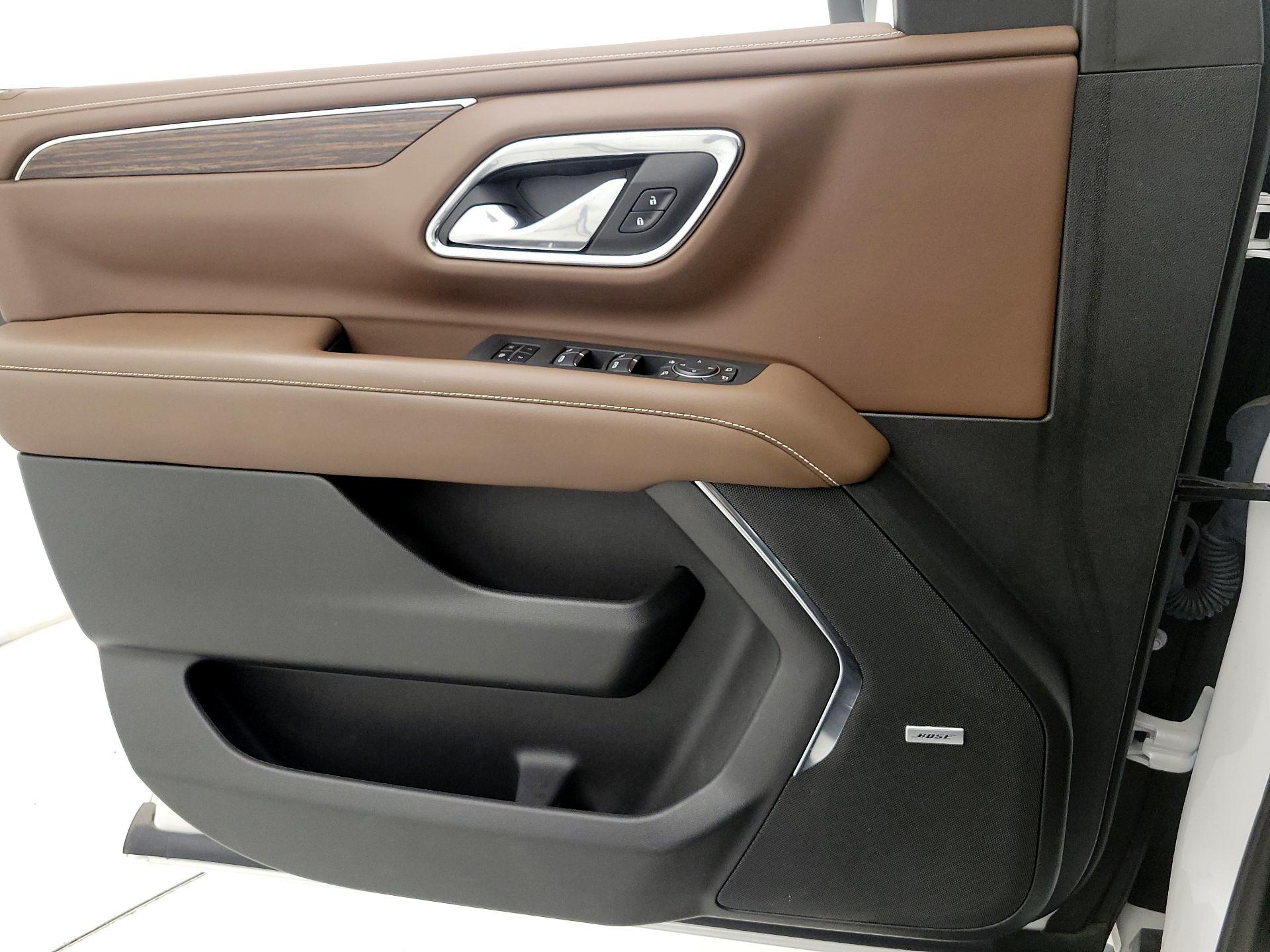 Thumbnail: 2023 Chevrolet Suburban - 12