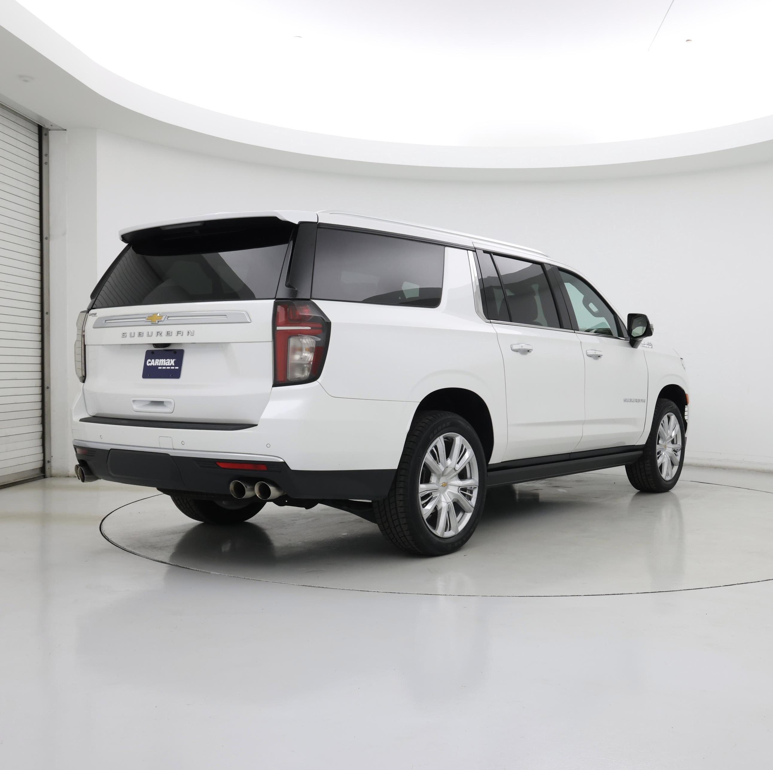 Thumbnail: 2023 Chevrolet Suburban - 8