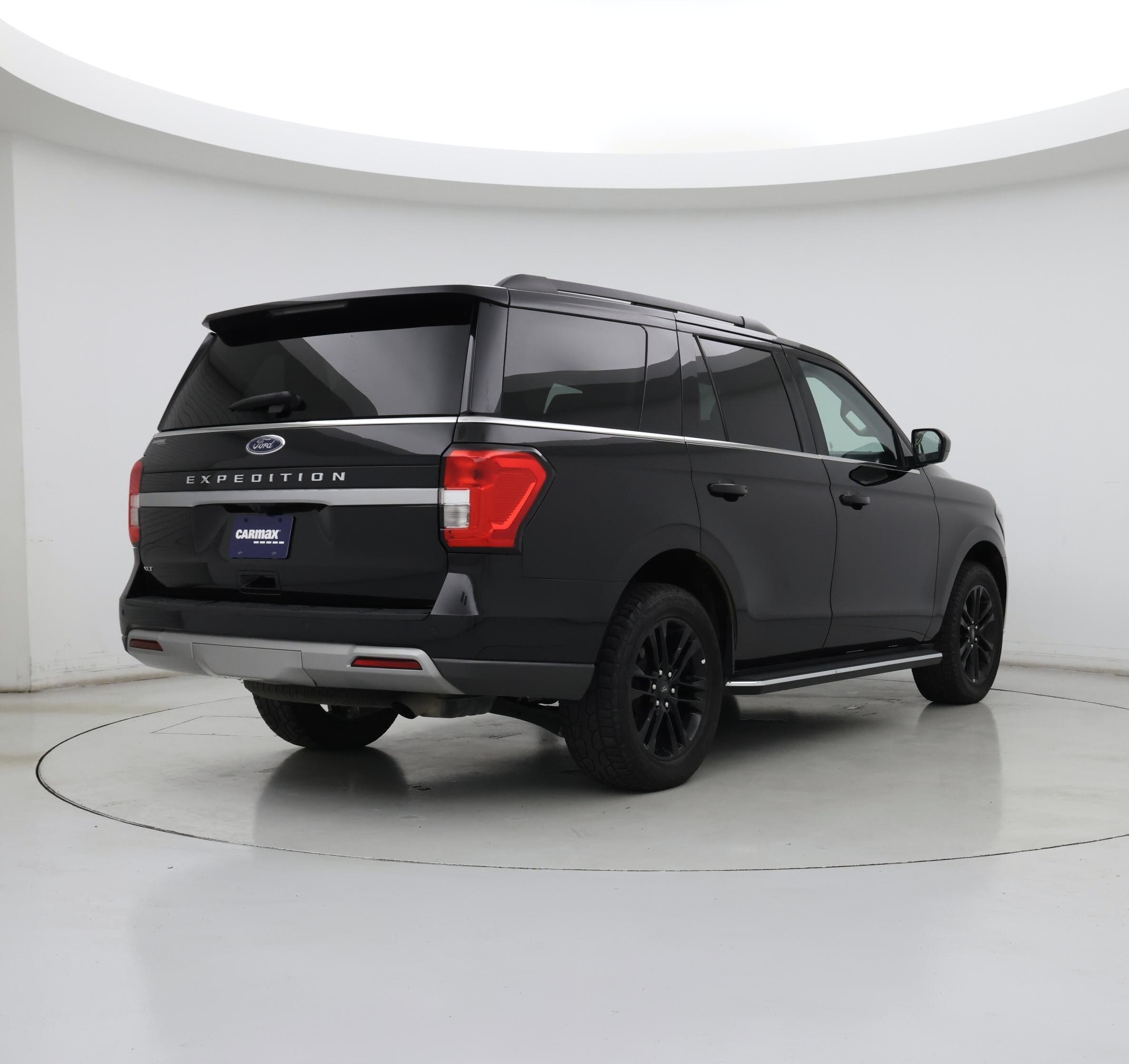 Thumbnail: 2022 Ford Expedition - 8