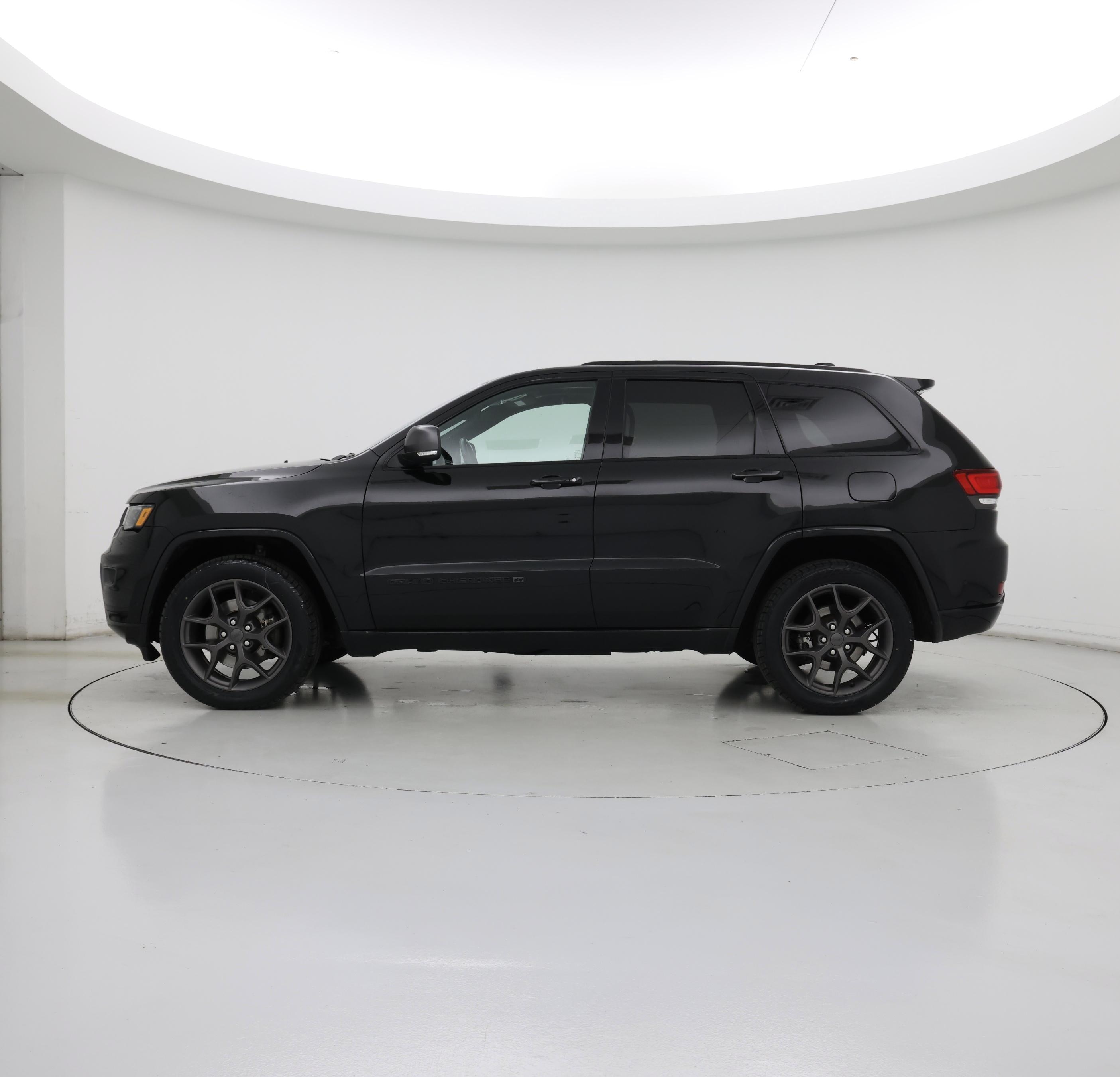 Thumbnail: 2021 Jeep Grand Cherokee - 3