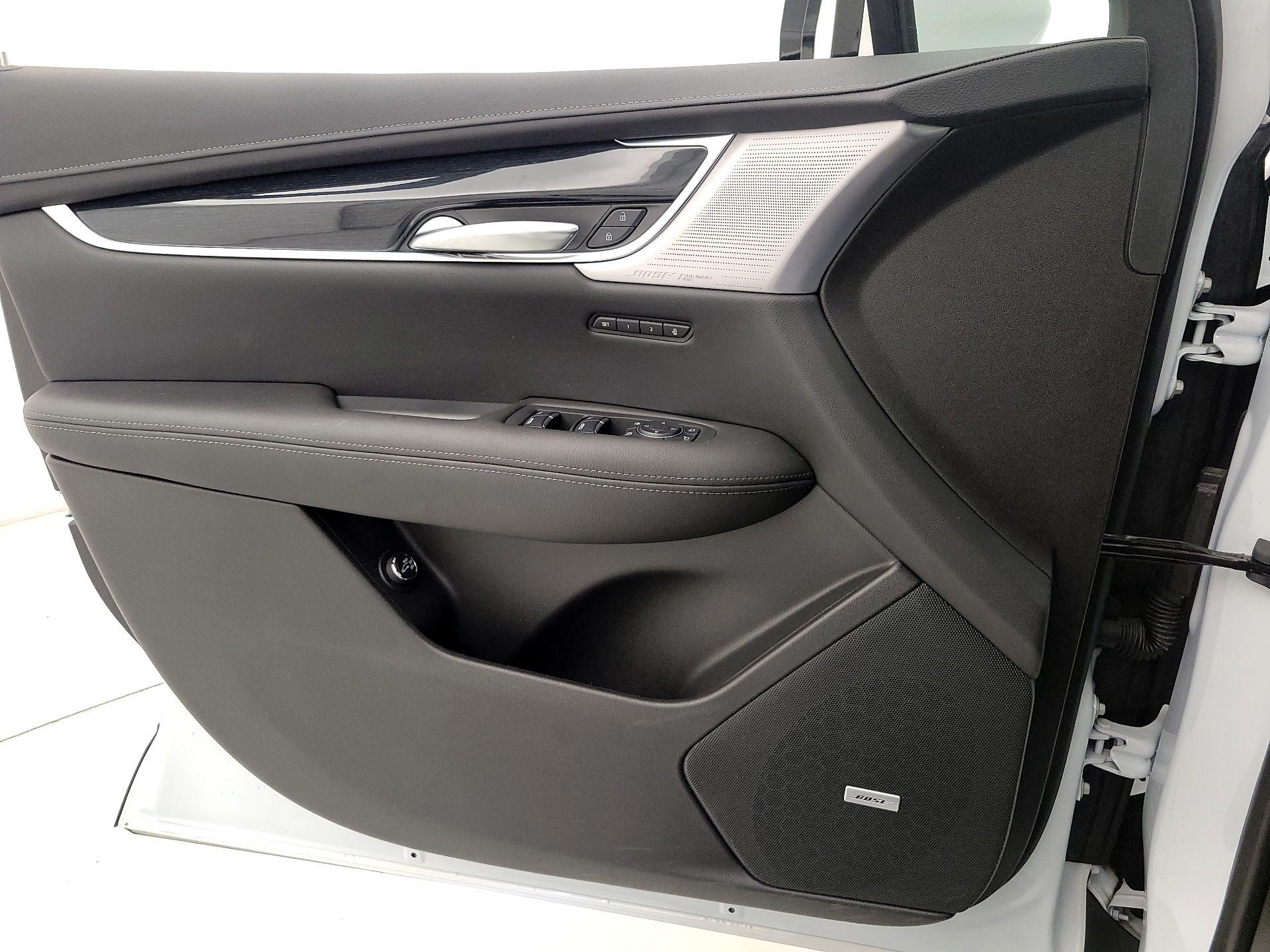 Thumbnail: 2025 Cadillac XT5 - 12