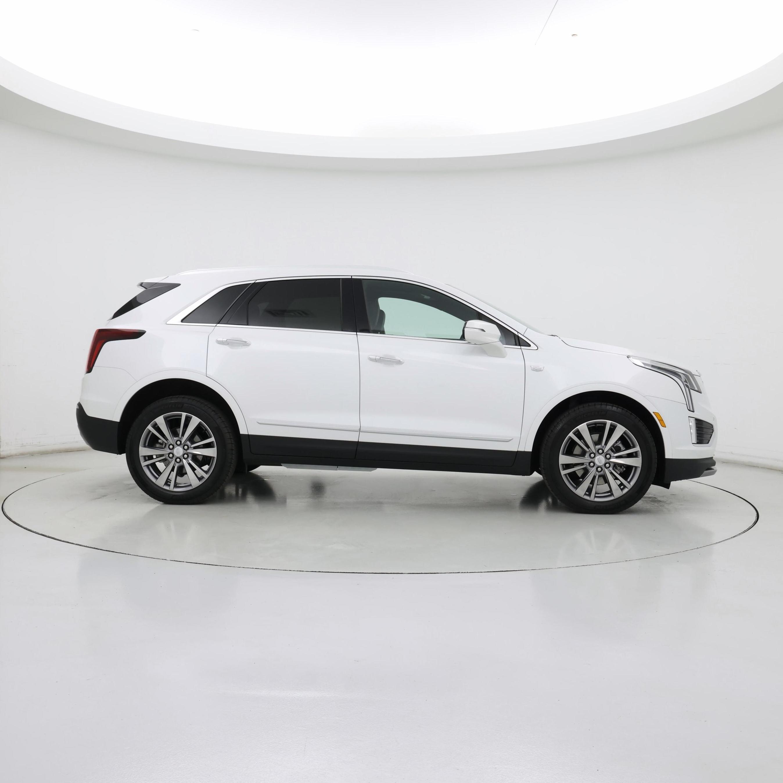 Thumbnail: 2025 Cadillac XT5 - 7