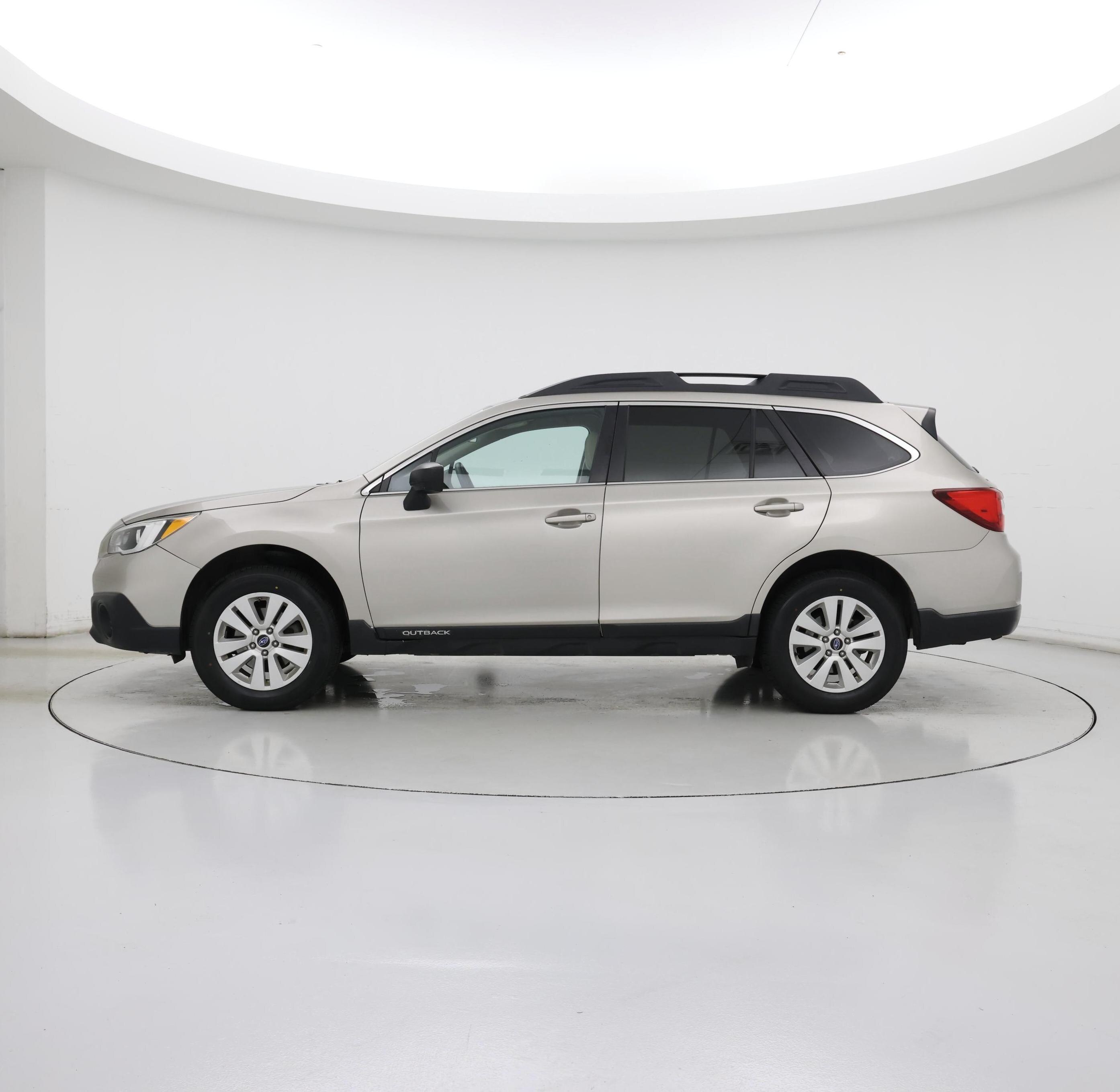 Thumbnail: 2017 Subaru Outback - 3