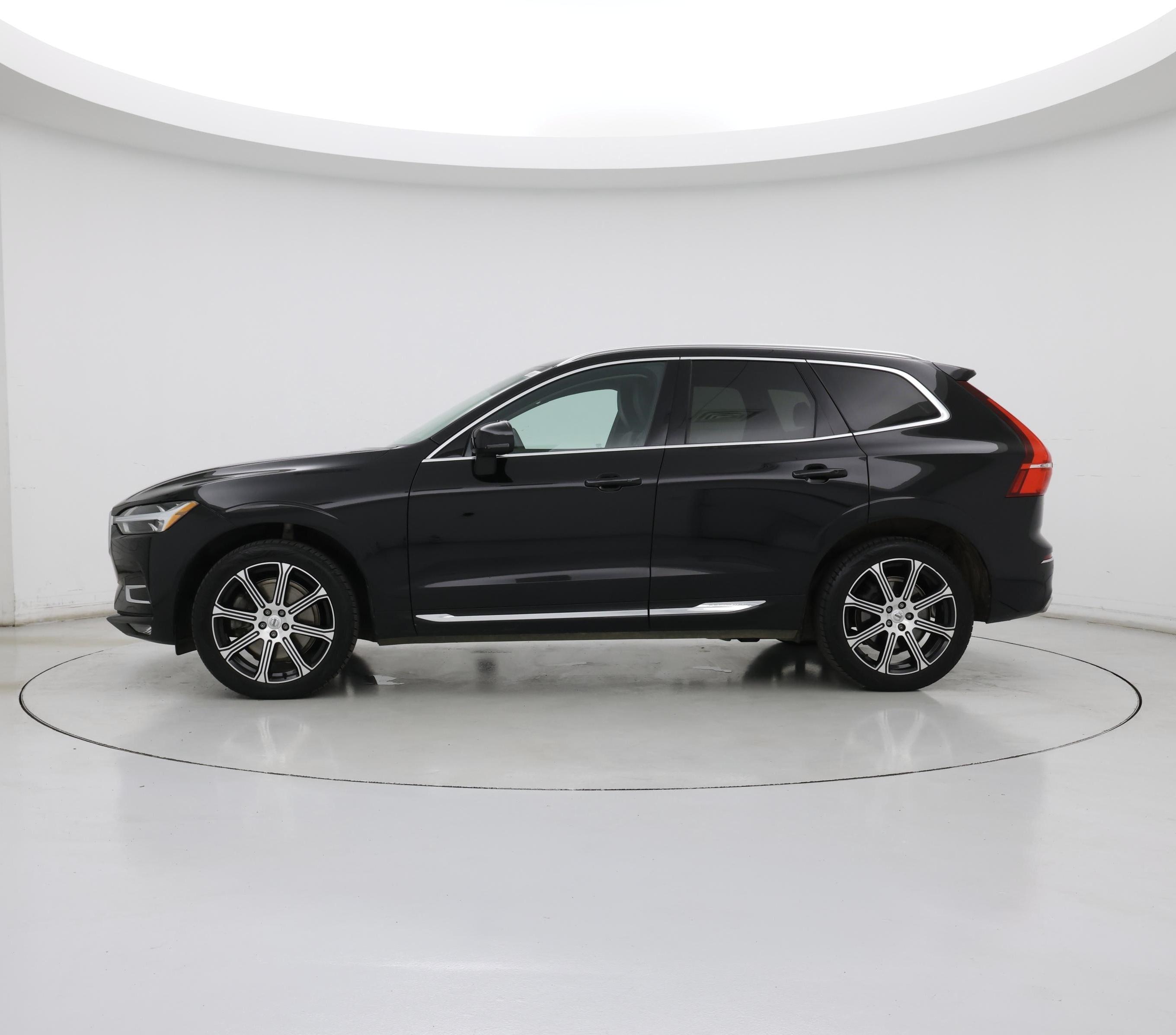 Thumbnail: 2020 Volvo XC60 - 3