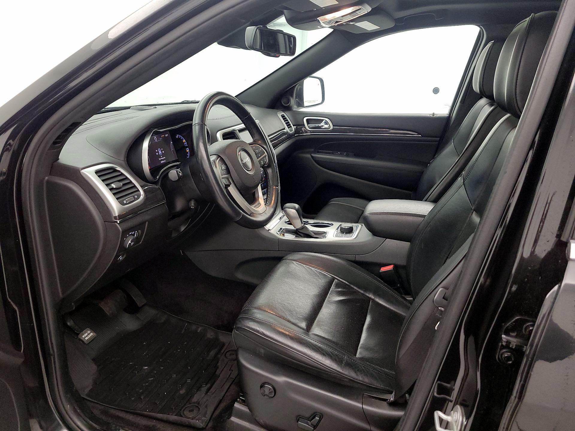 Thumbnail: 2016 Jeep Grand Cherokee - 11