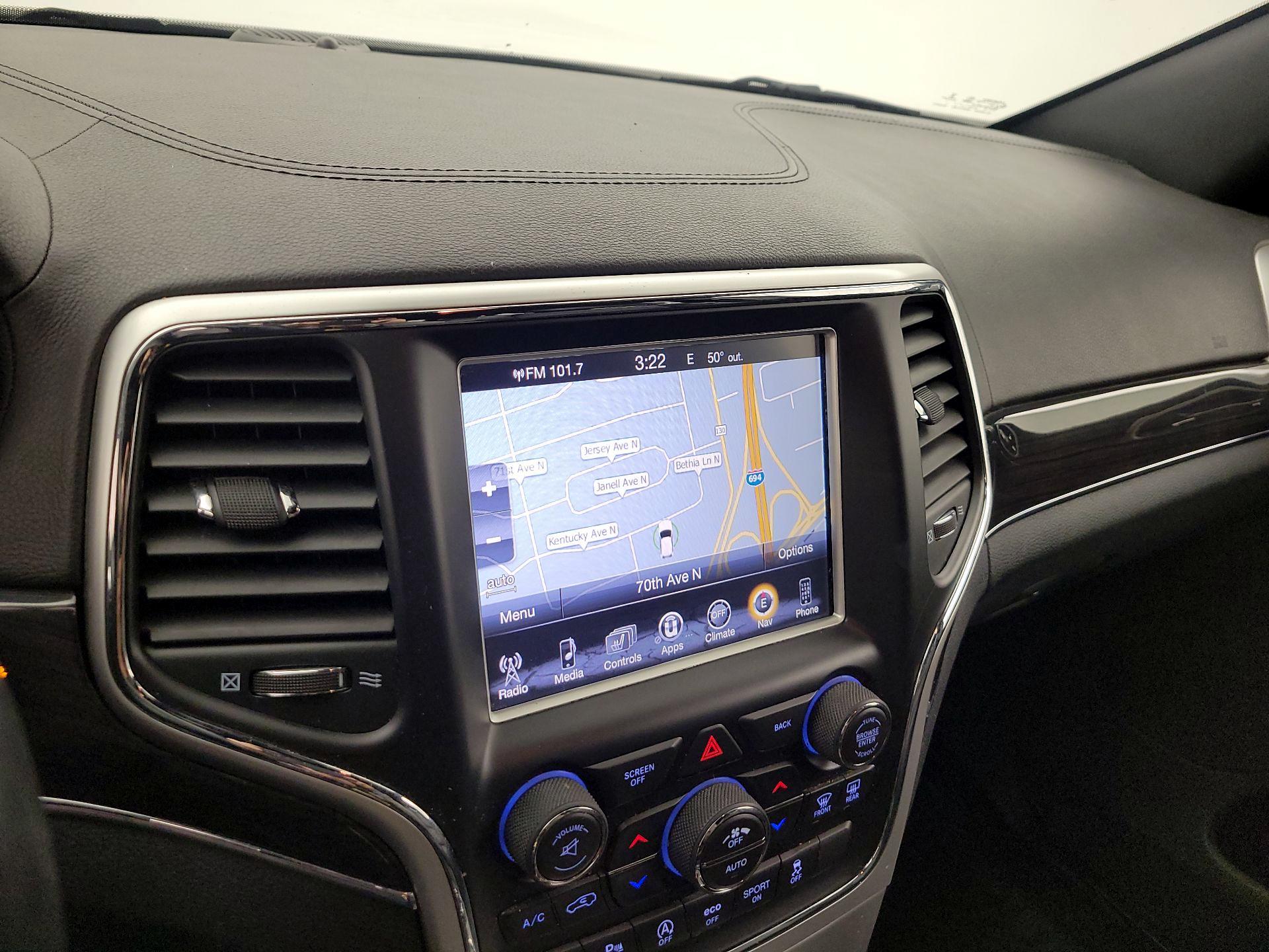 Thumbnail: 2016 Jeep Grand Cherokee - 14
