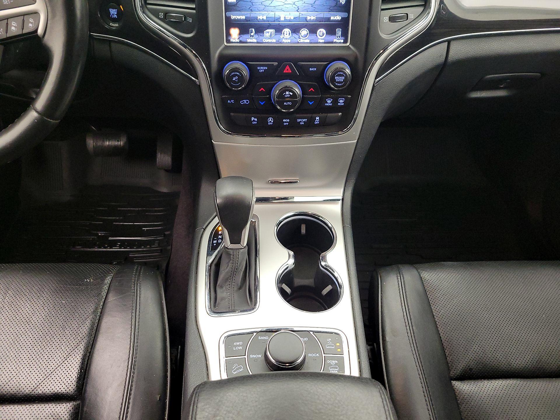 Thumbnail: 2016 Jeep Grand Cherokee - 18
