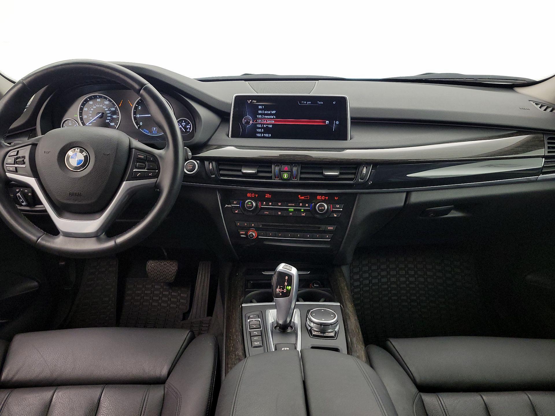 Thumbnail: 2016 BMW X5 - 9