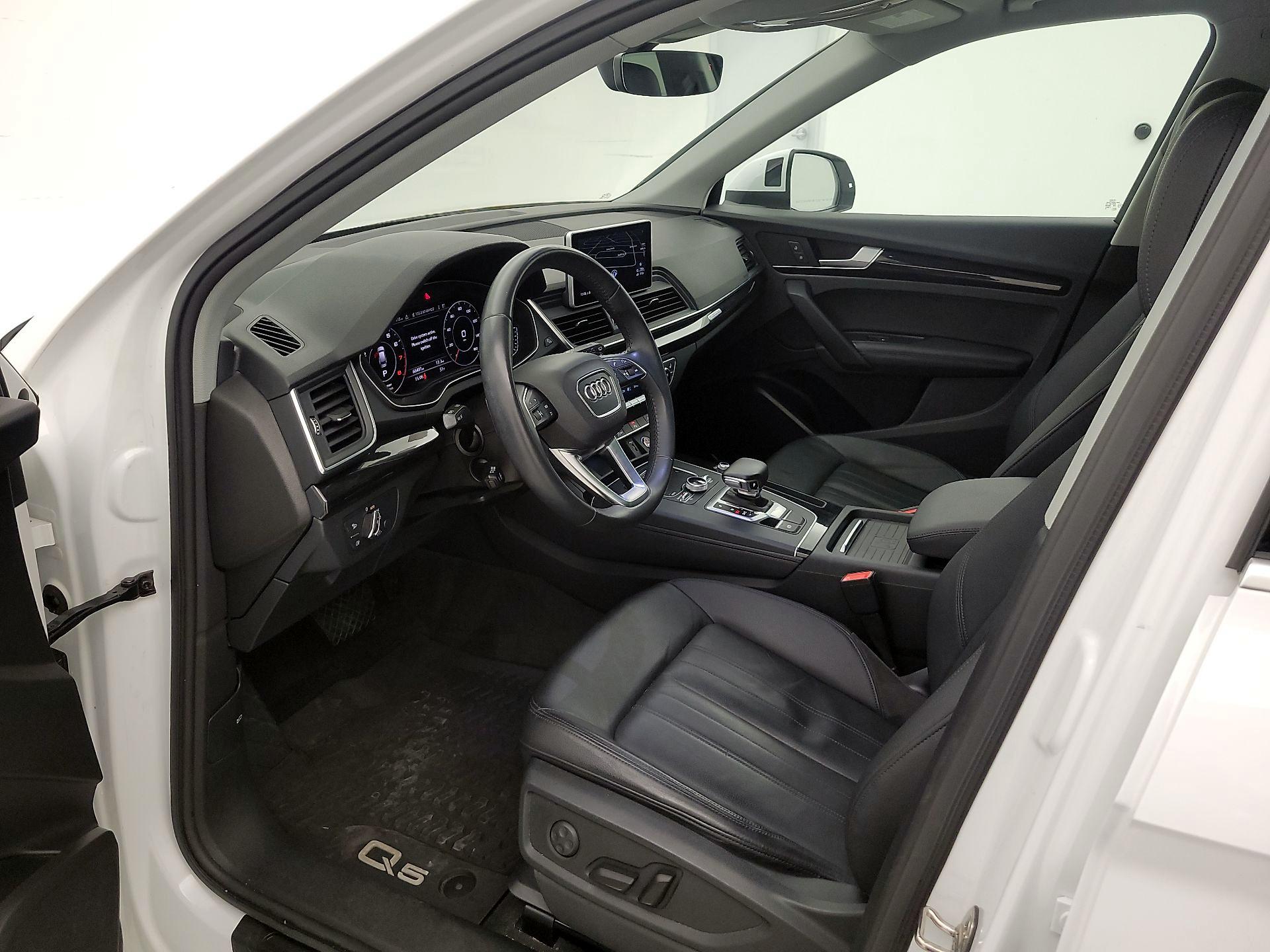 Thumbnail: 2019 Audi Q5 - 11