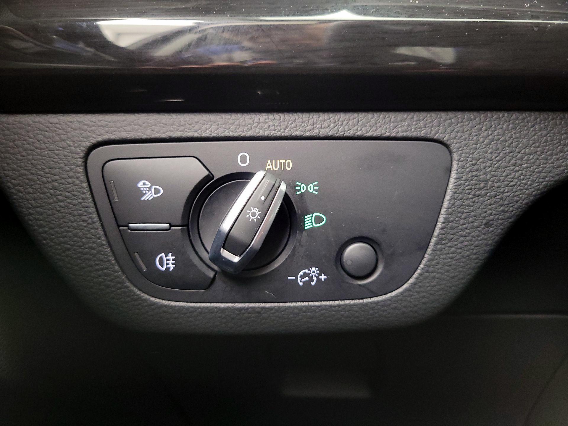 Thumbnail: 2019 Audi Q5 - 13