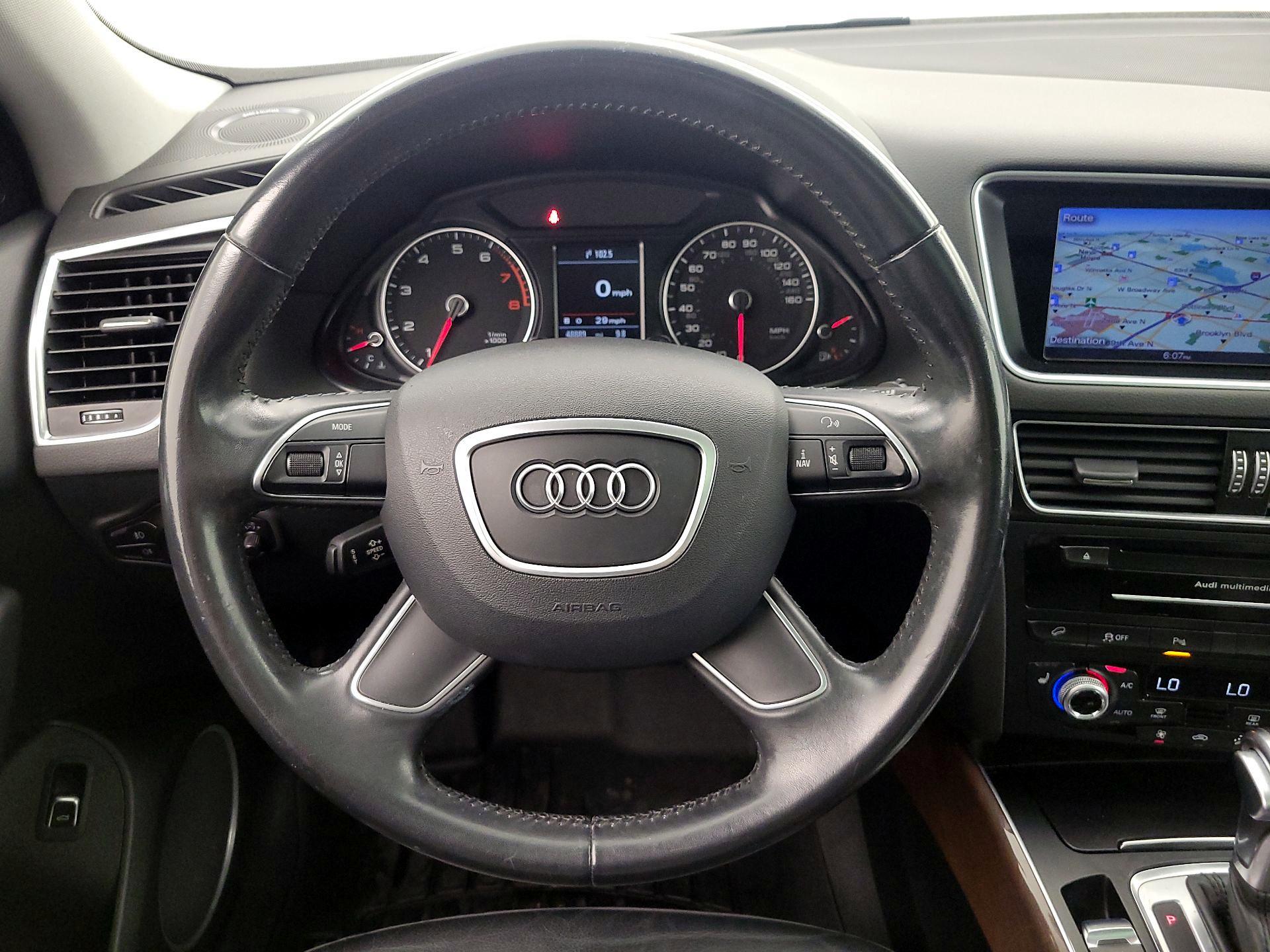 Thumbnail: 2016 Audi Q5 - 10
