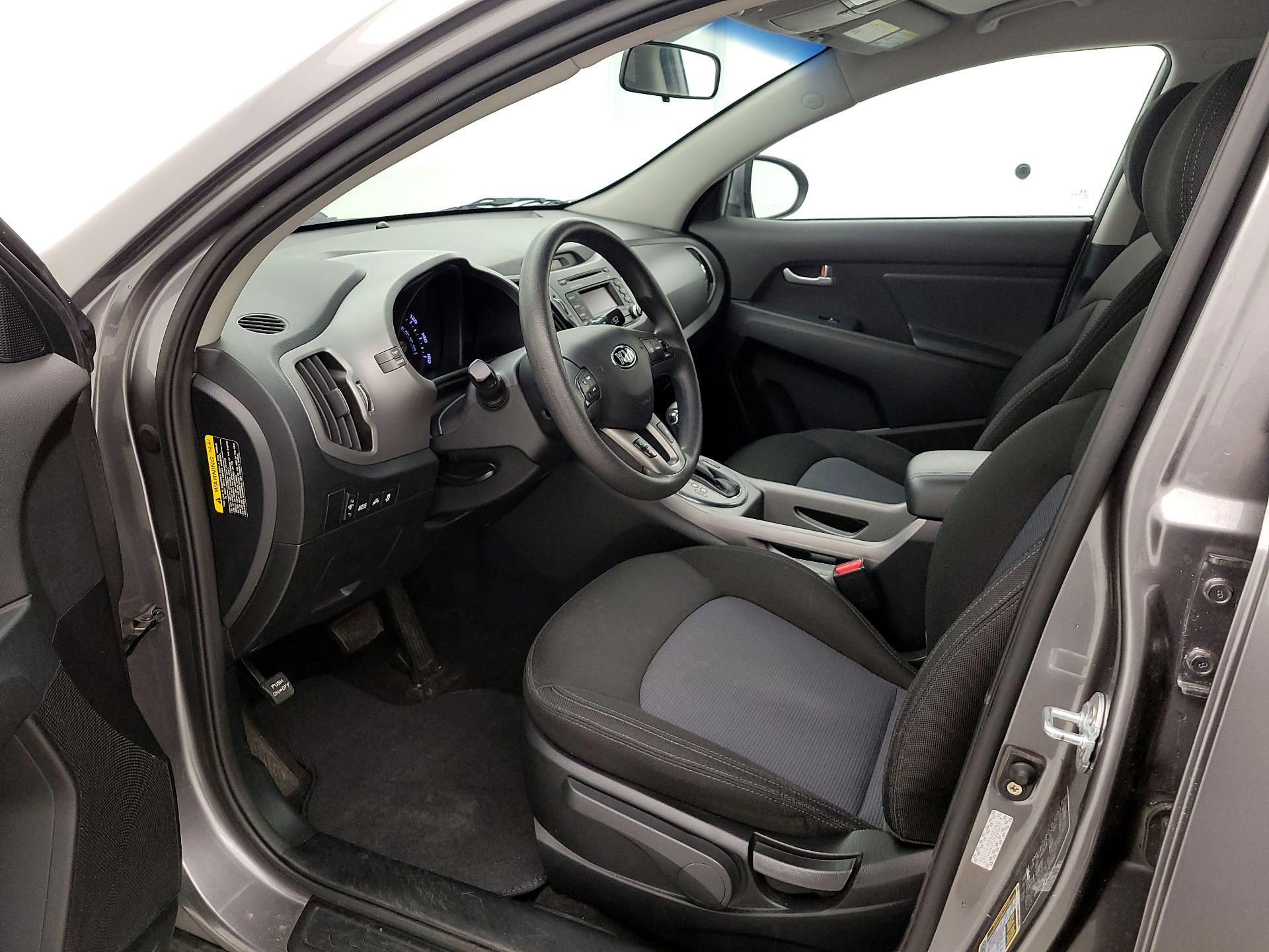 Thumbnail: 2016 Kia Sportage - 11