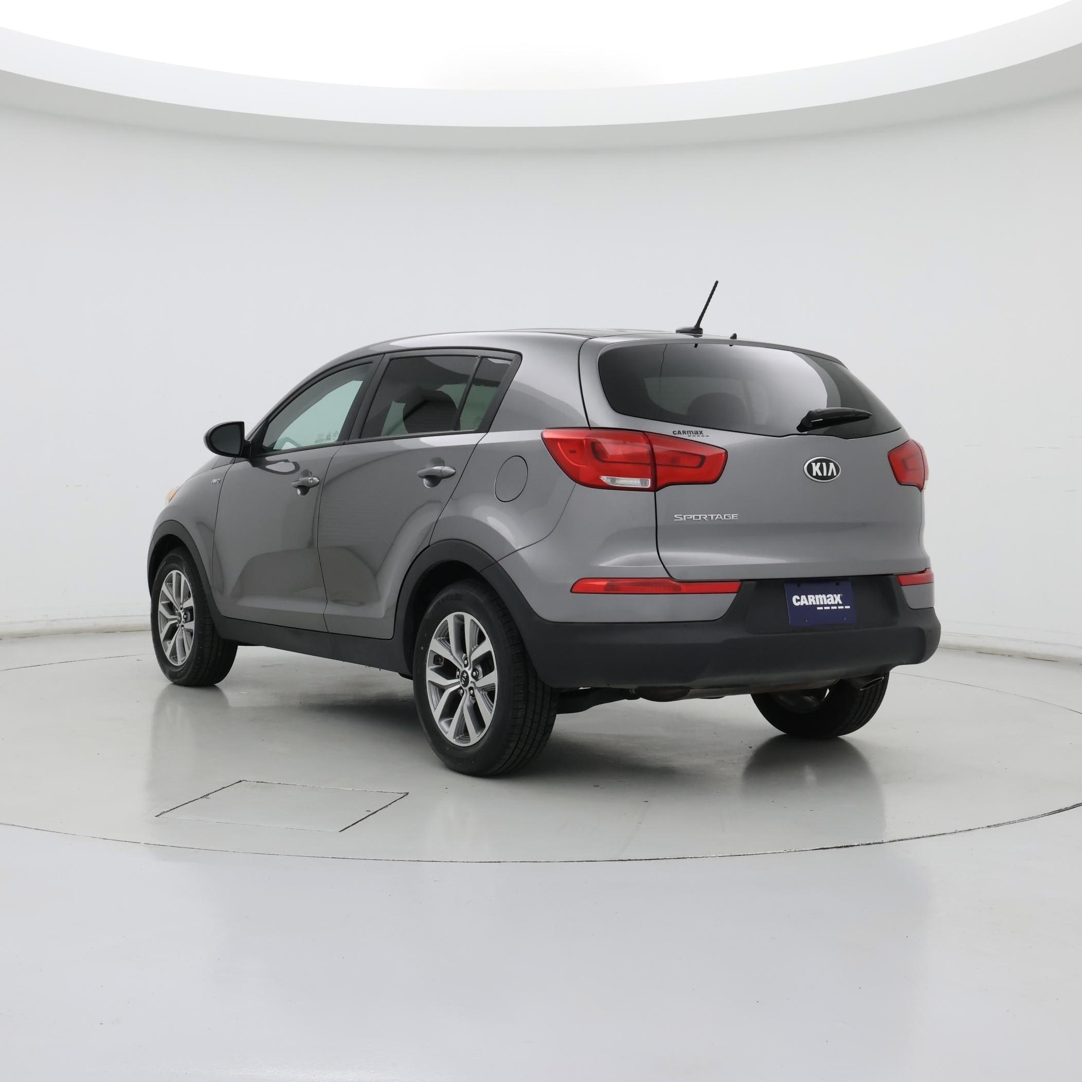 Thumbnail: 2016 Kia Sportage - 2