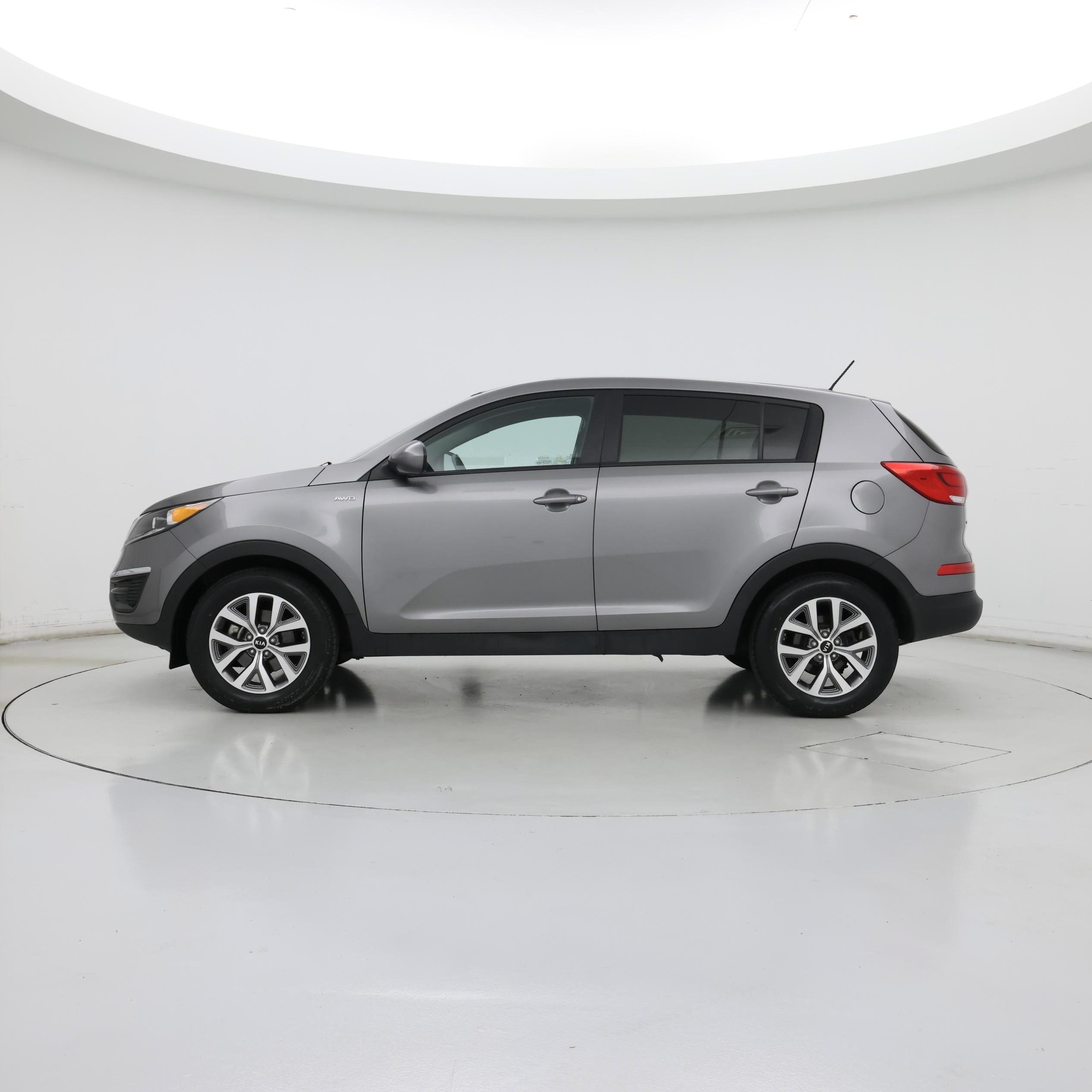 Thumbnail: 2016 Kia Sportage - 3