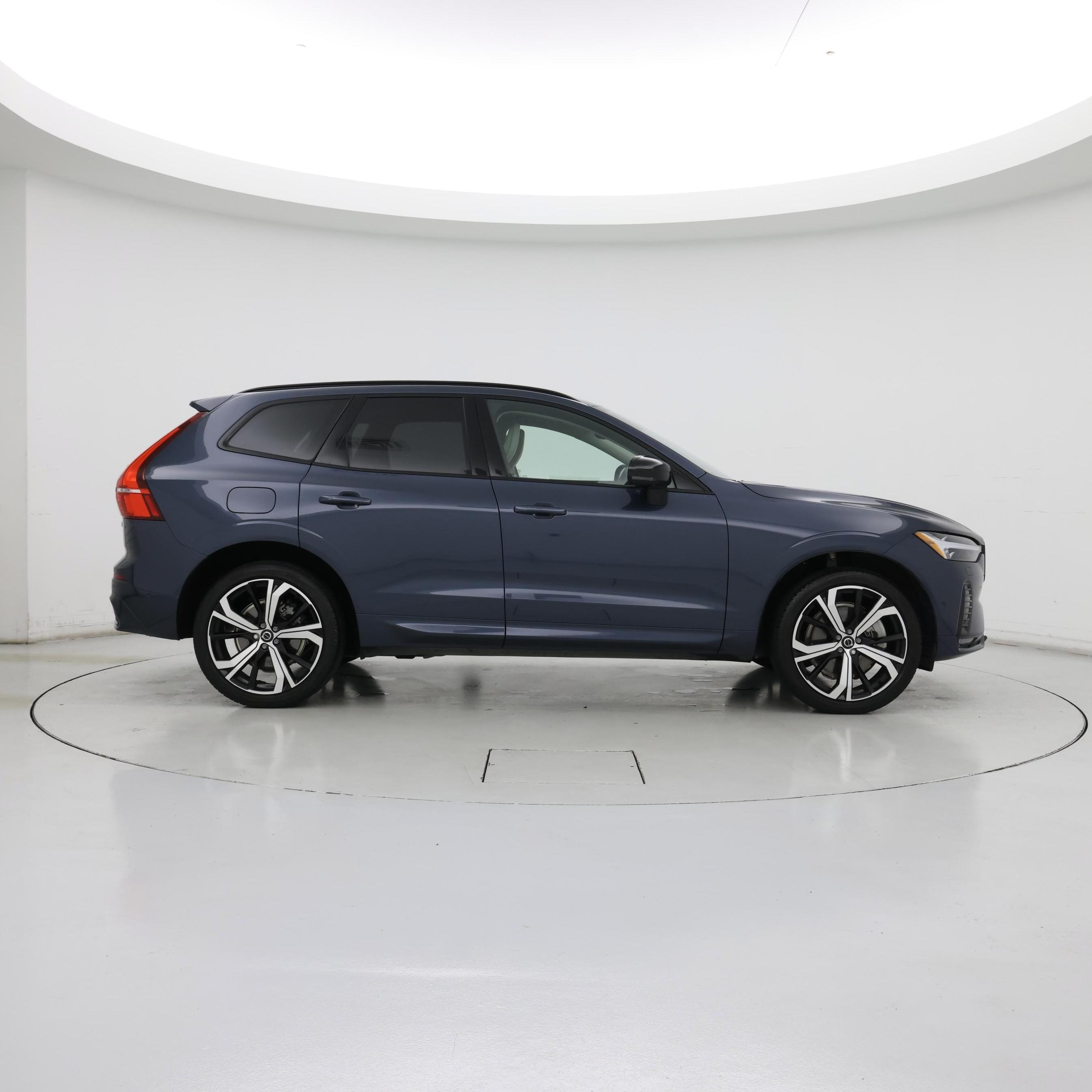 Thumbnail: 2024 Volvo XC60 - 7