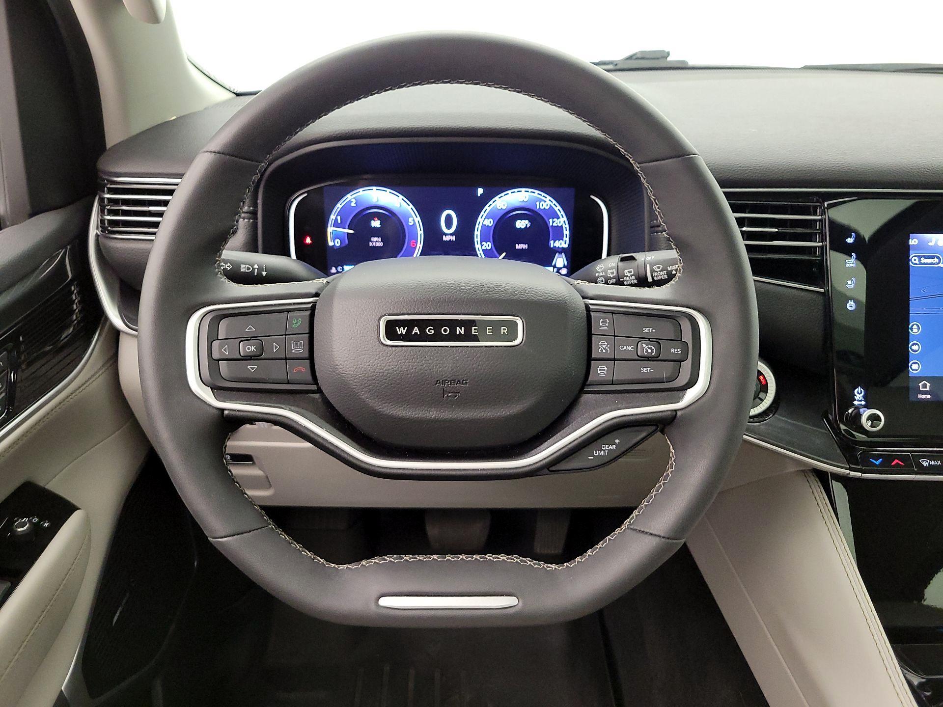 Thumbnail: 2022 Jeep Wagoneer - 10