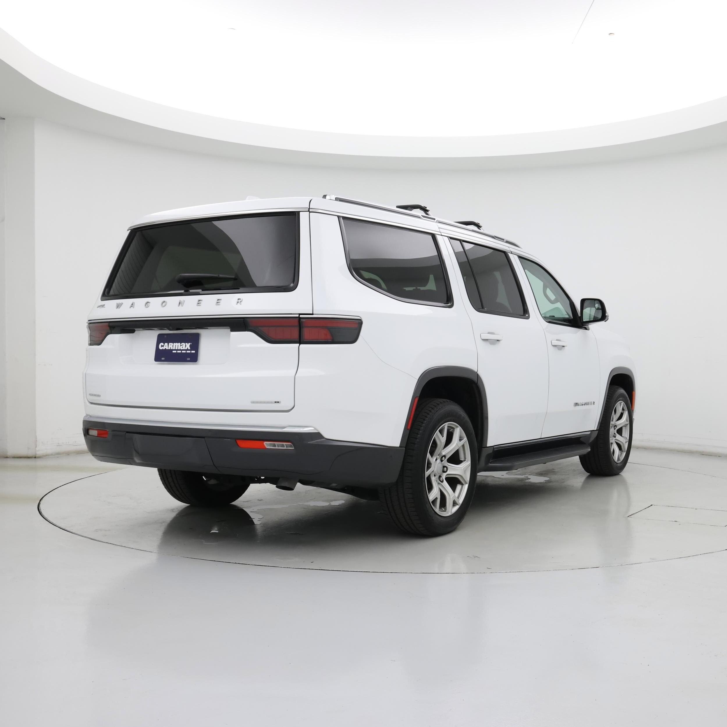 Thumbnail: 2022 Jeep Wagoneer - 8