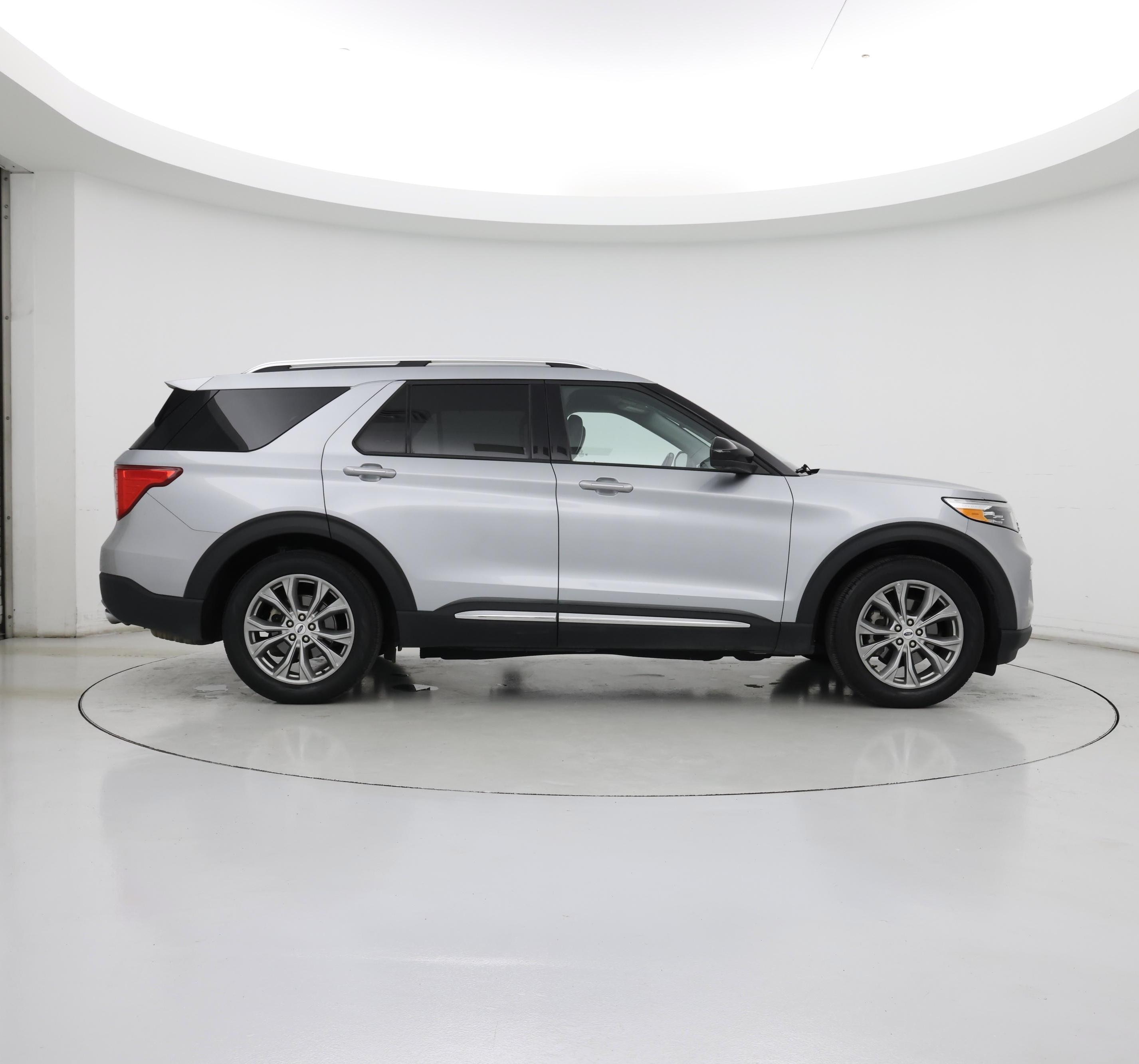 Thumbnail: 2023 Ford Explorer - 7